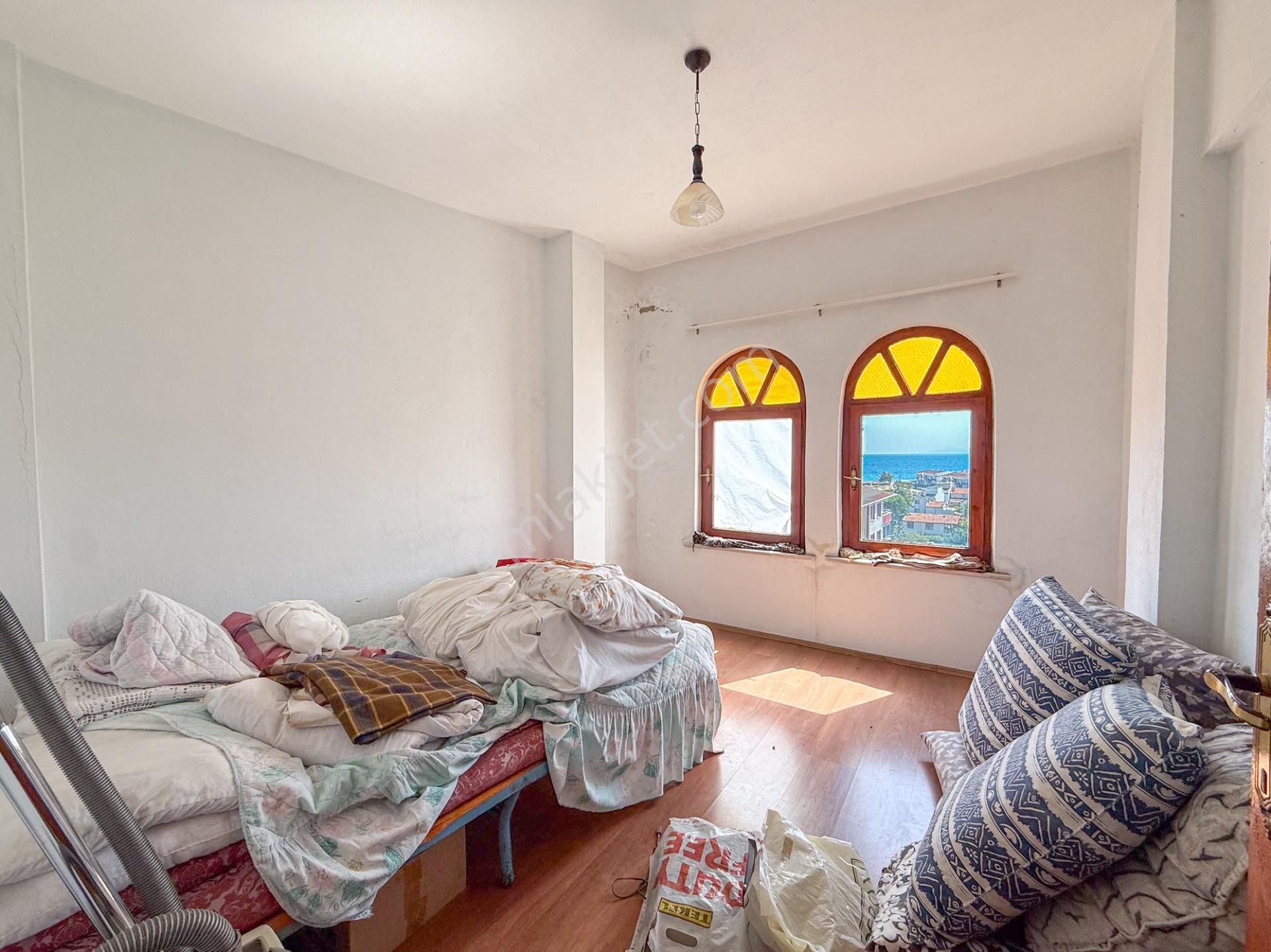 Kumbağ'da Deniz Manzaralı Geniş Teraslı Satılık 4+1 Tripleks Villa - Görsel 25