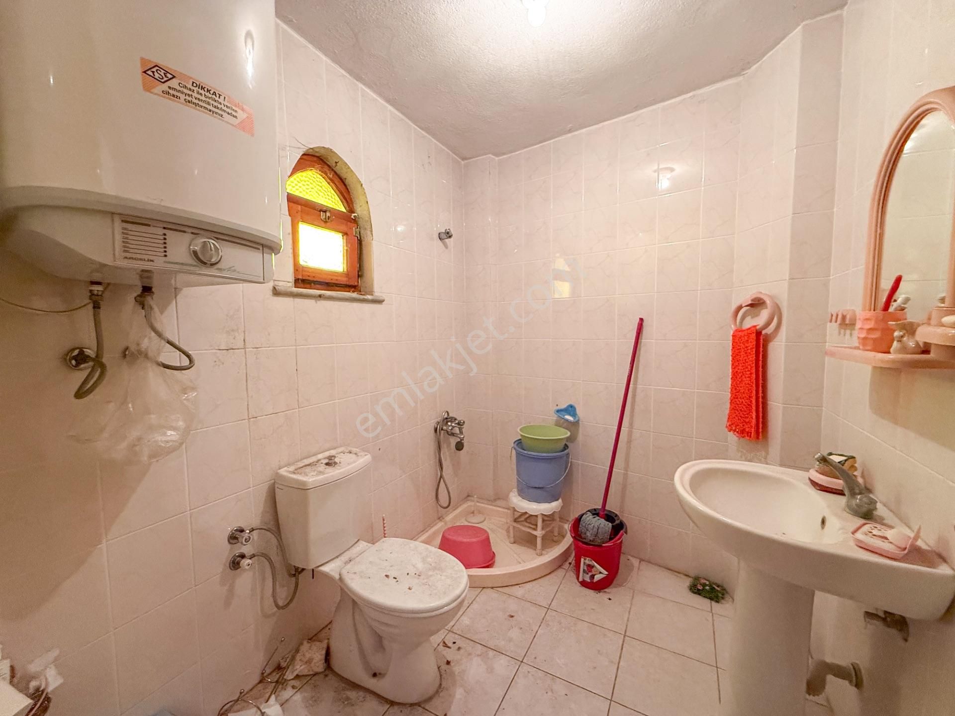 Kumbağ'da Deniz Manzaralı Geniş Teraslı Satılık 4+1 Tripleks Villa - Görsel 32