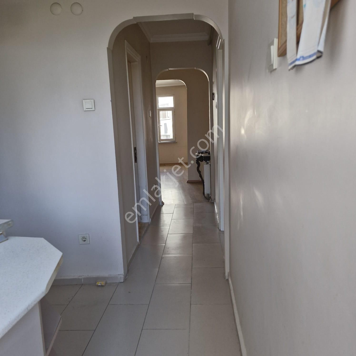 Akşenden Fatih Çapa Seyfullah Efendi De 2+1 2.kat Kiralık Daire - Görsel 4