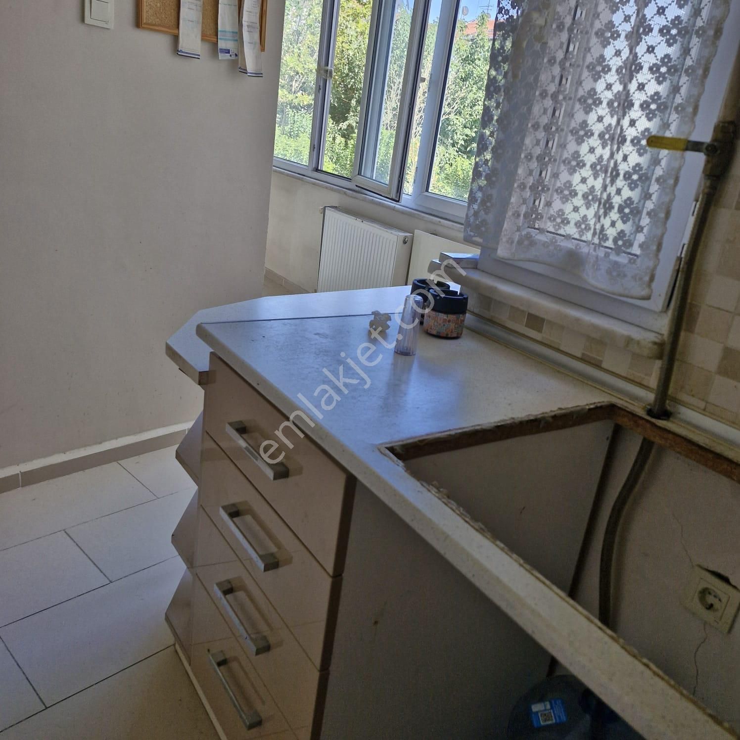 Akşenden Fatih Çapa Seyfullah Efendi De 2+1 2.kat Kiralık Daire - Görsel 7