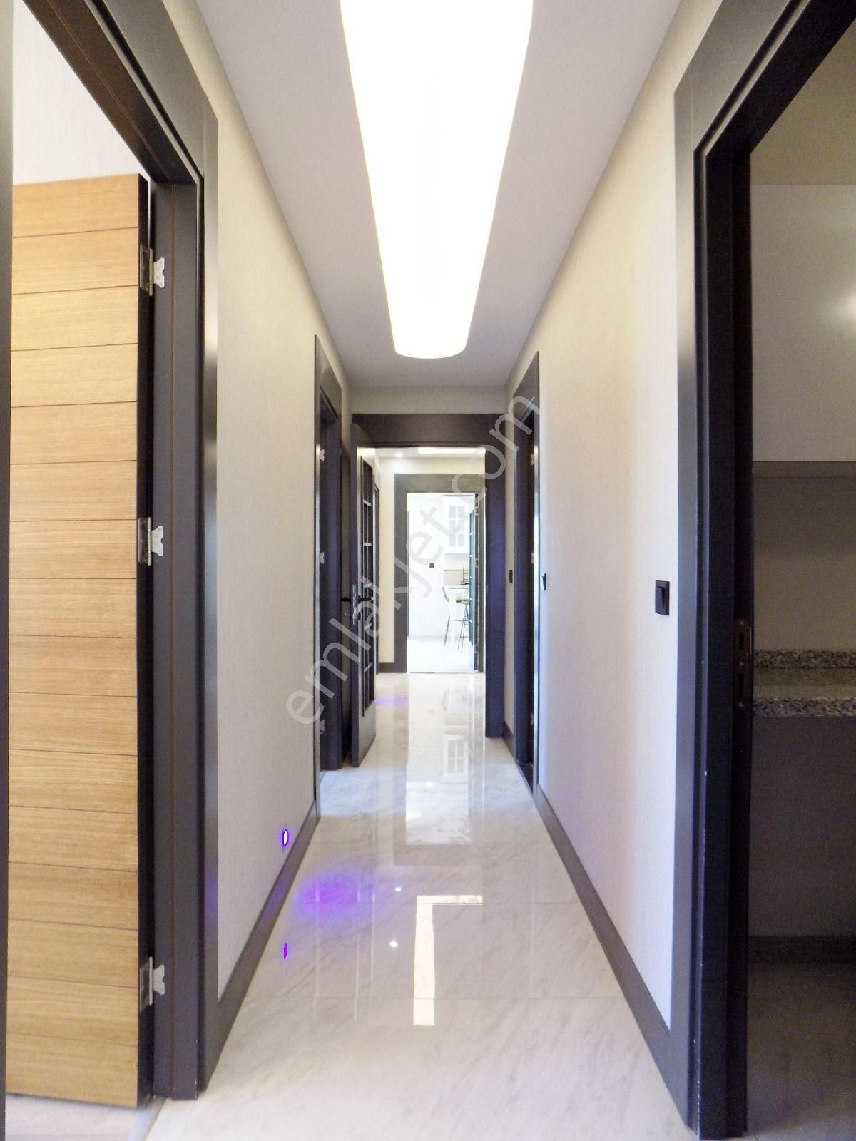 Gürselpaşa'da 7/24 Özel Güvenlikli Kapalı Otoparklı Alternatifsiz İşçilikli Kaçmaz Lüks Fırsat!! - Görsel 15