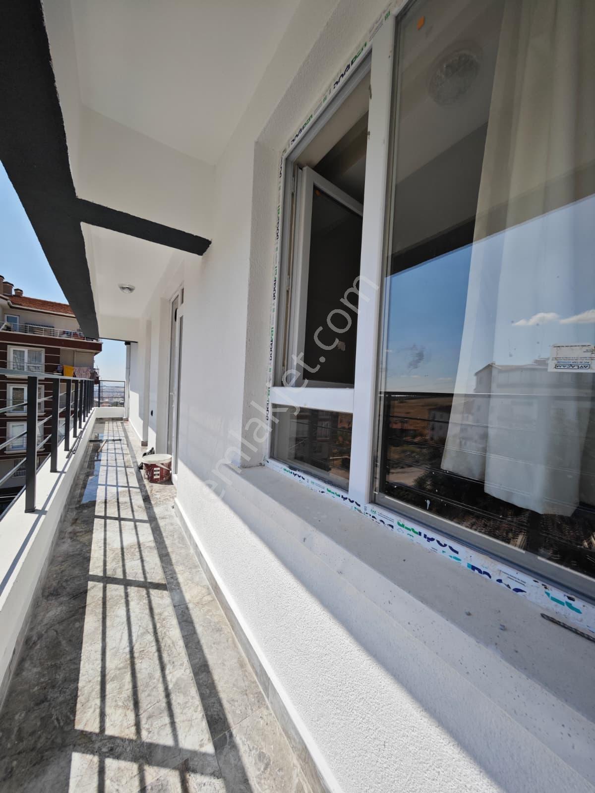 Bostancık Caddesi Yakınında 3+1 Ara Kat Satılık Sıfır Daire !! - Görsel 30