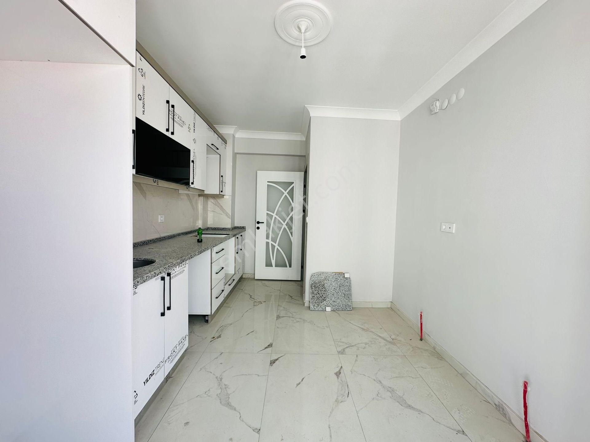 Beşikkaya'da Cadde Üzerinde 3+1 Katta Satılık Sıfır Daireler !! - Görsel 14