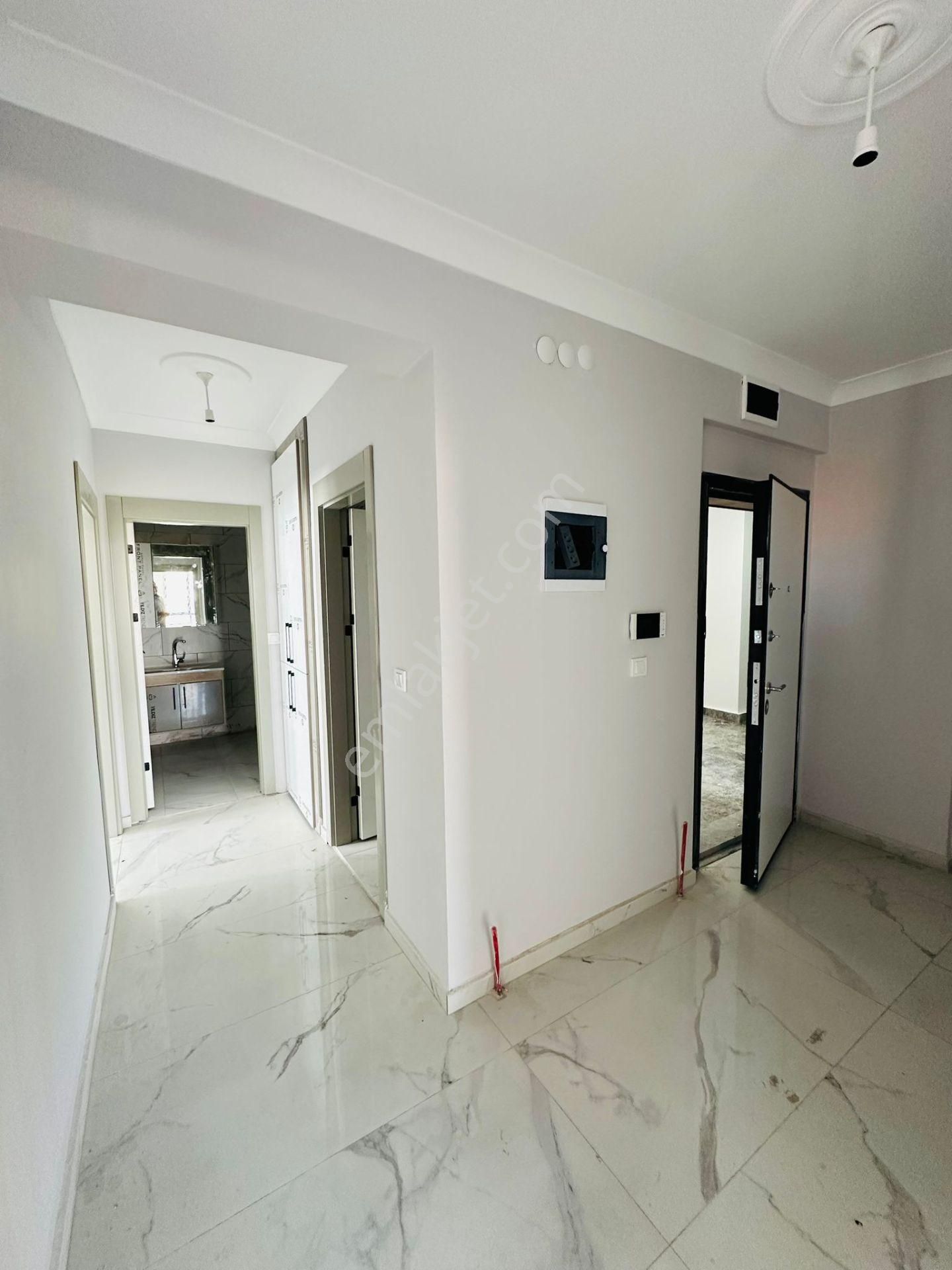 Beşikkaya'da Cadde Üzerinde 3+1 Katta Satılık Sıfır Daireler !! - Görsel 17