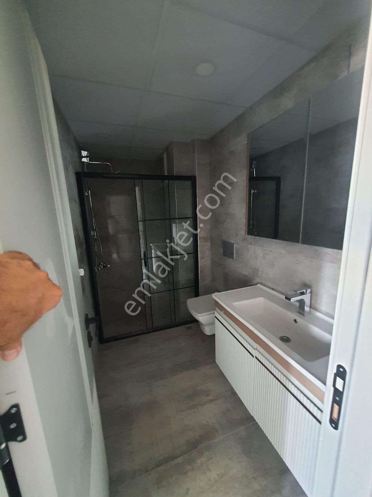 Mehmet Yetkin'den Mezitli Akdeniz Mahallseinde Satılık Lüx Daire - Görsel 11