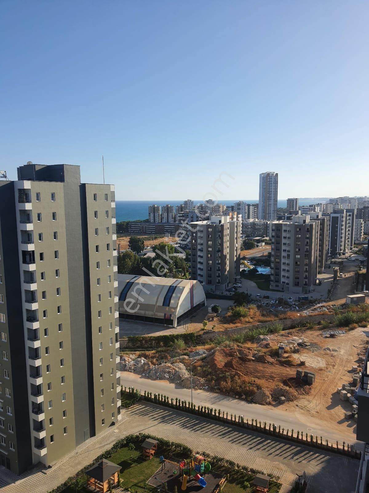 Mehmet Yetkin'den Mezitli Akdeniz Mahallseinde Satılık Lüx Daire - Görsel 3