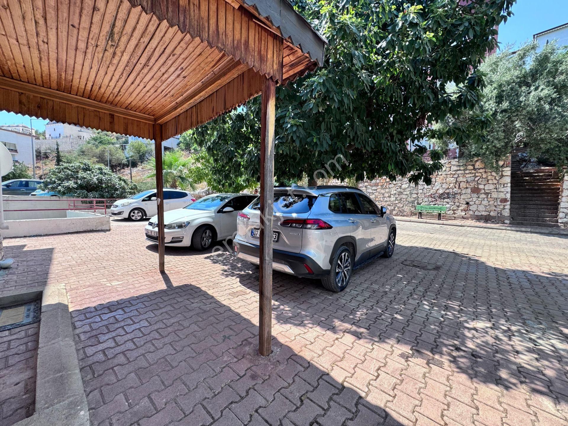 Finike Kale'de Panoramik Liman Manzaralı Satılık Dubleks Daire - Görsel 22