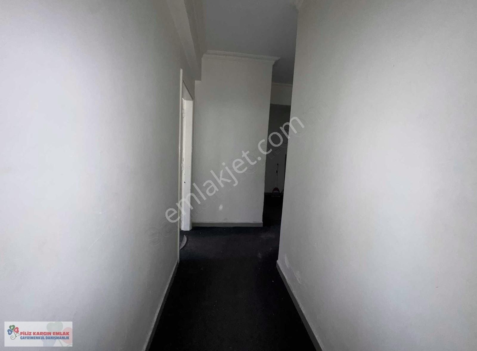 Filiz Emlaktan Bağcılar Dağyolu Çad.3+1 160m2 Satılık Daire - Görsel 2