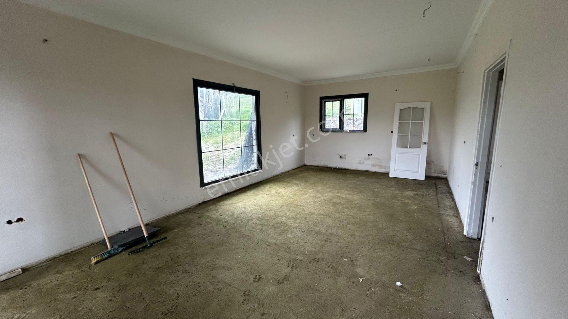 Kocaeli Karamürsel Avcıköy 1439 M² Bahçe İçinde Satılık 2+1 Müstakil Ev - Görsel 15