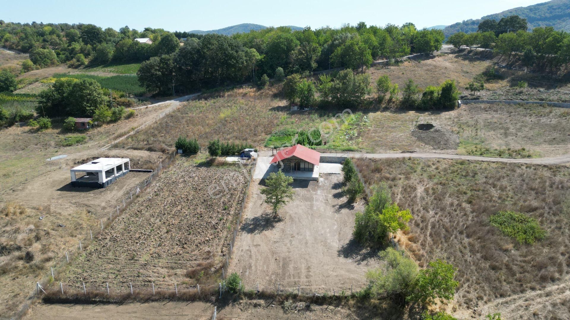 Kocaeli Karamürsel Avcıköy 1439 M² Bahçe İçinde Satılık 2+1 Müstakil Ev - Görsel 12