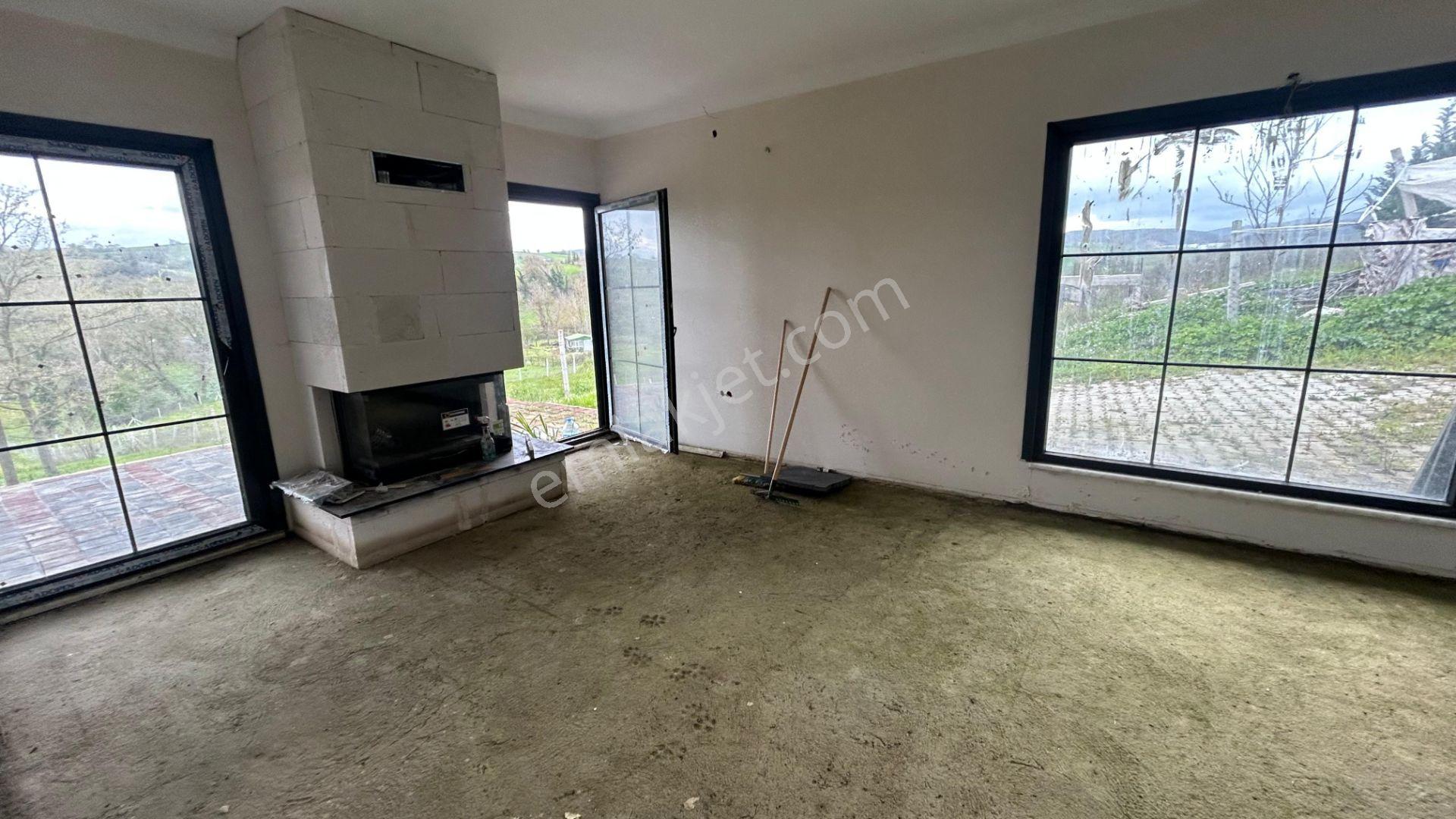 Kocaeli Karamürsel Avcıköy 1439 M² Bahçe İçinde Satılık 2+1 Müstakil Ev - Görsel 14