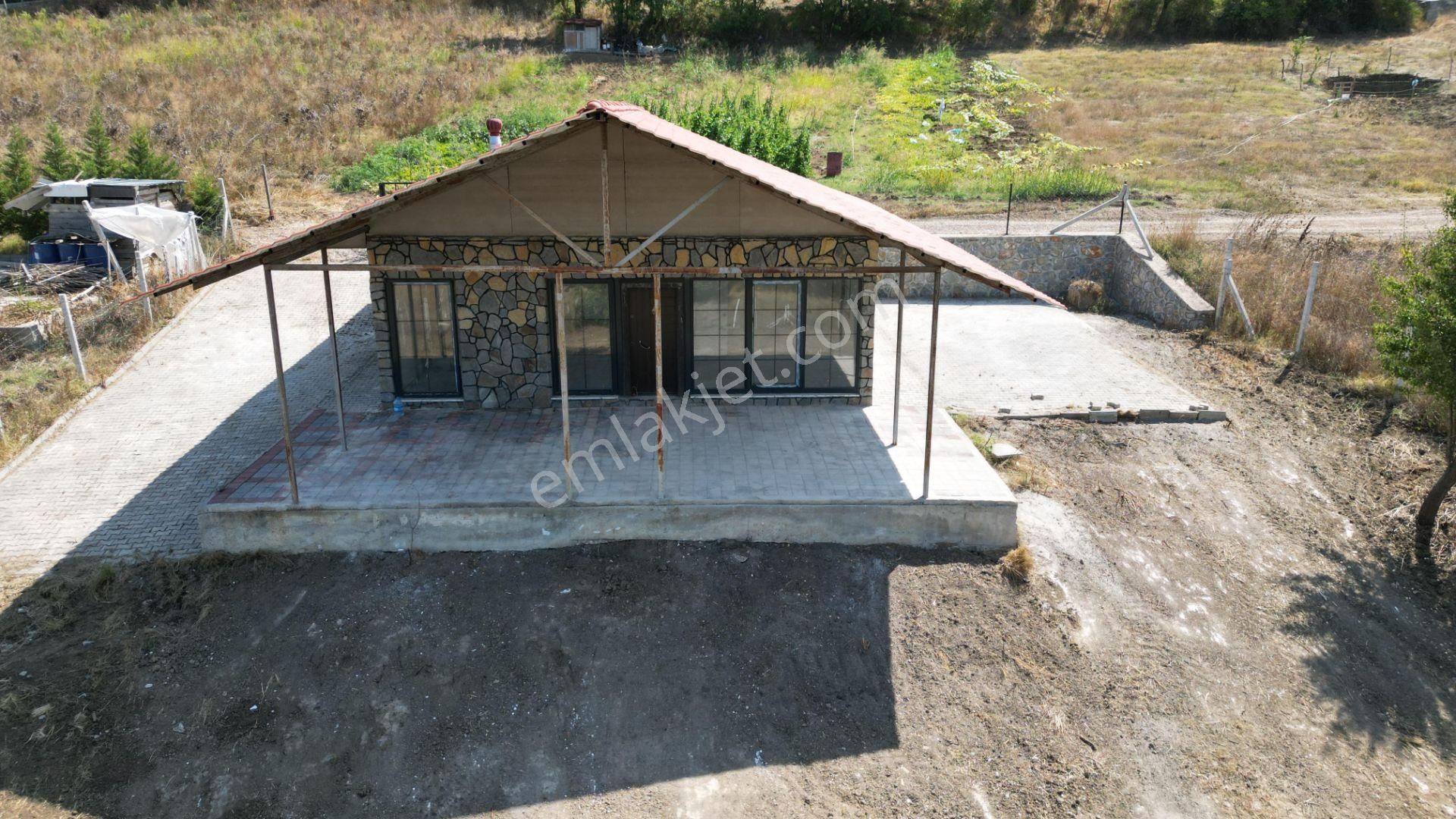 Kocaeli Karamürsel Avcıköy 1439 M² Bahçe İçinde Satılık 2+1 Müstakil Ev - Görsel 7