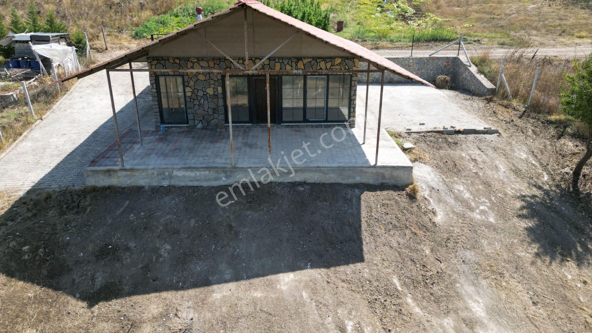 Kocaeli Karamürsel Avcıköy 1439 M² Bahçe İçinde Satılık 2+1 Müstakil Ev - Görsel 8