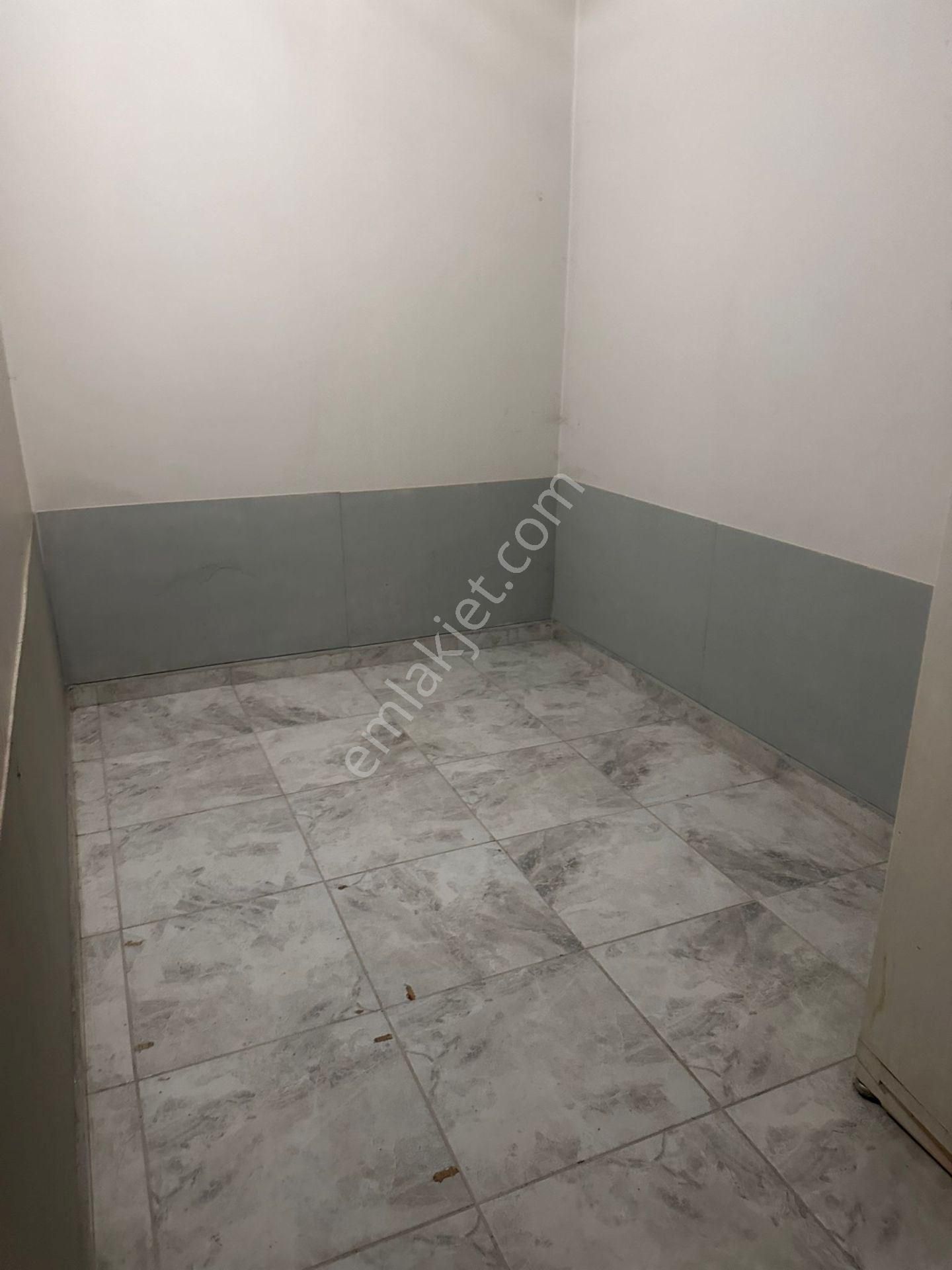 Urla Hacı İsa'da Öğrenciye Uygun 1+1 Eşyalı - Görsel 13