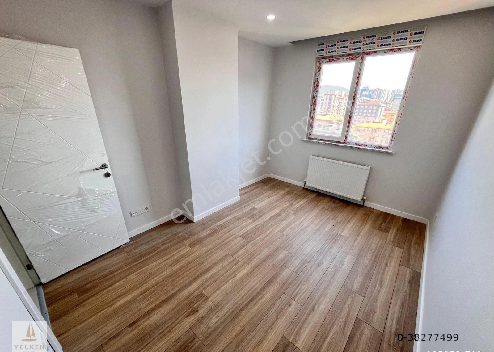 Kozyatağı Kozzy Avm'ye Çok Yakın 170m2 4+1 Balkonlu Sıfır - Görsel 22