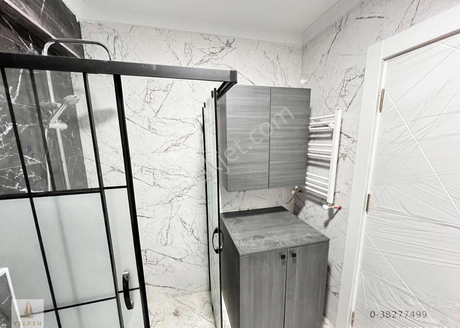 Kozyatağı Kozzy Avm'ye Çok Yakın 170m2 4+1 Balkonlu Sıfır - Görsel 24