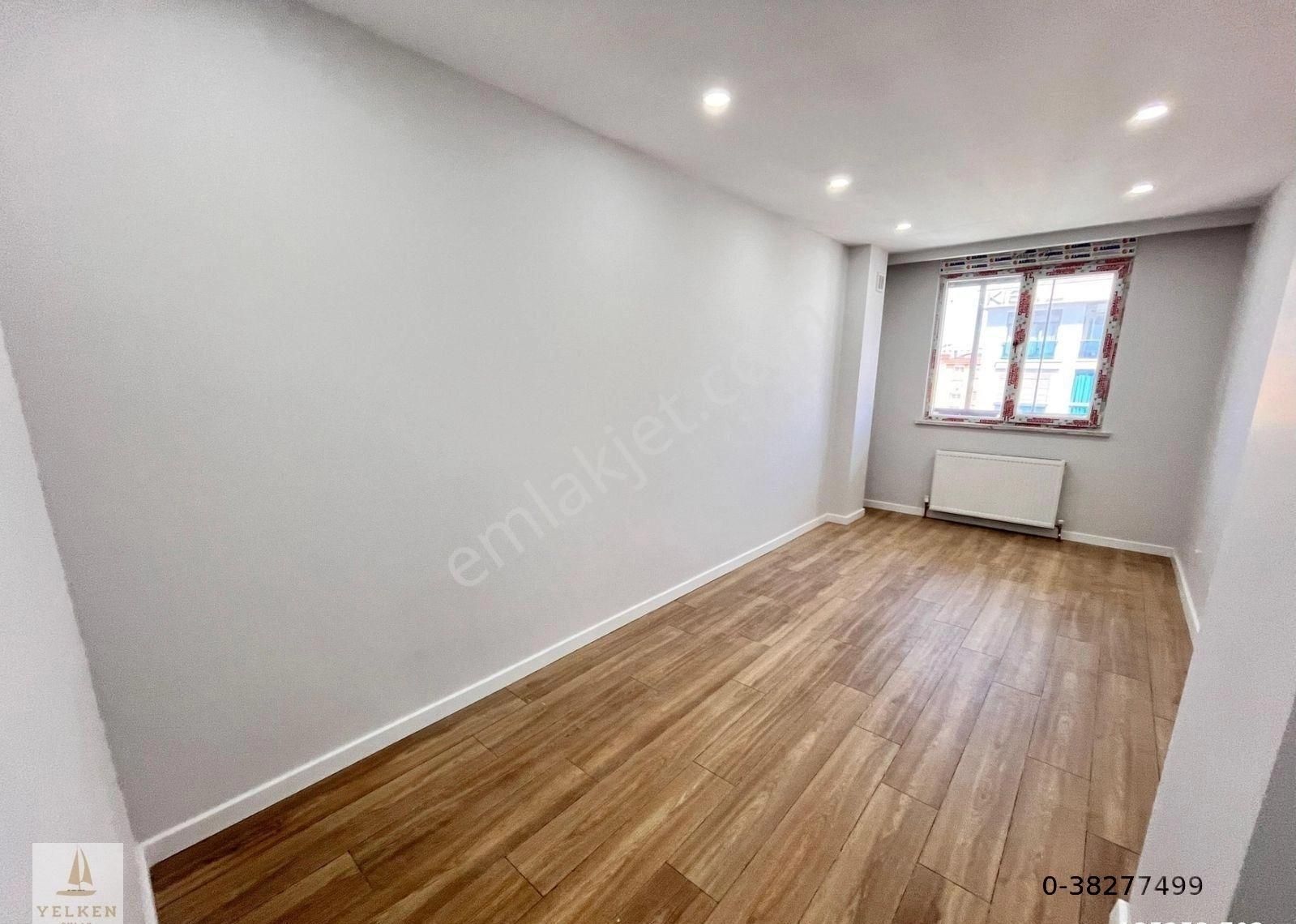 Kozyatağı Kozzy Avm'ye Çok Yakın 170m2 4+1 Balkonlu Sıfır - Görsel 13