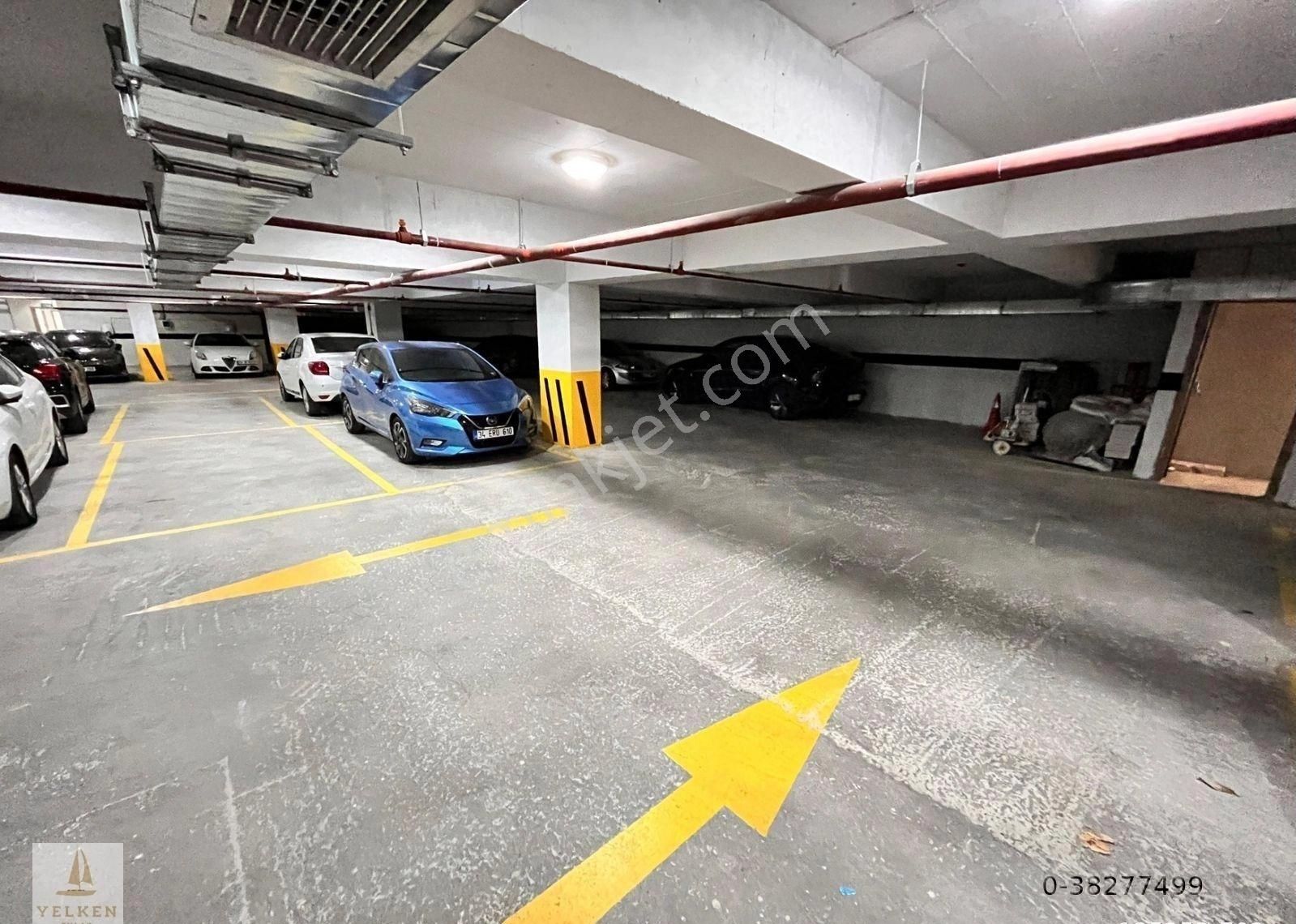 Kozyatağı Kozzy Avm'ye Çok Yakın 170m2 4+1 Balkonlu Sıfır - Görsel 2