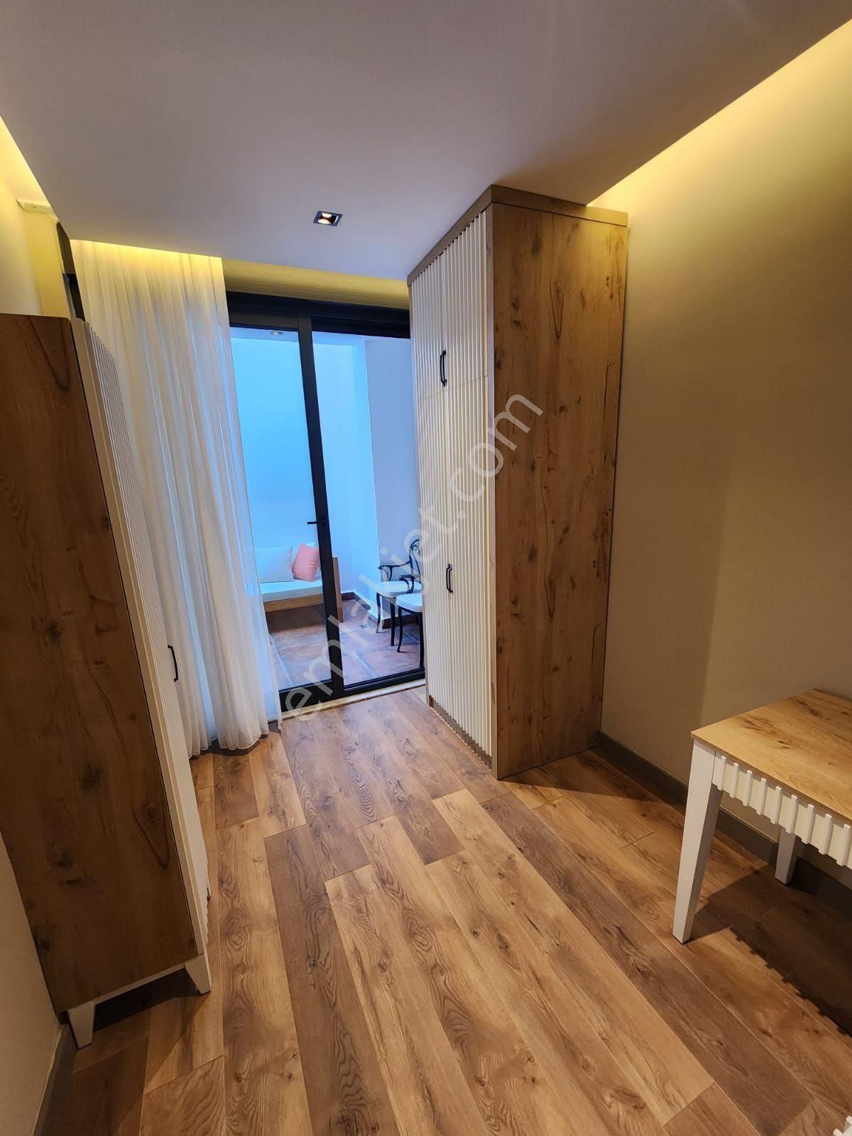 Yerden Isıtmalı, Kapalı Otoparklı, Havuzlu Ters Dubleks - Görsel 24