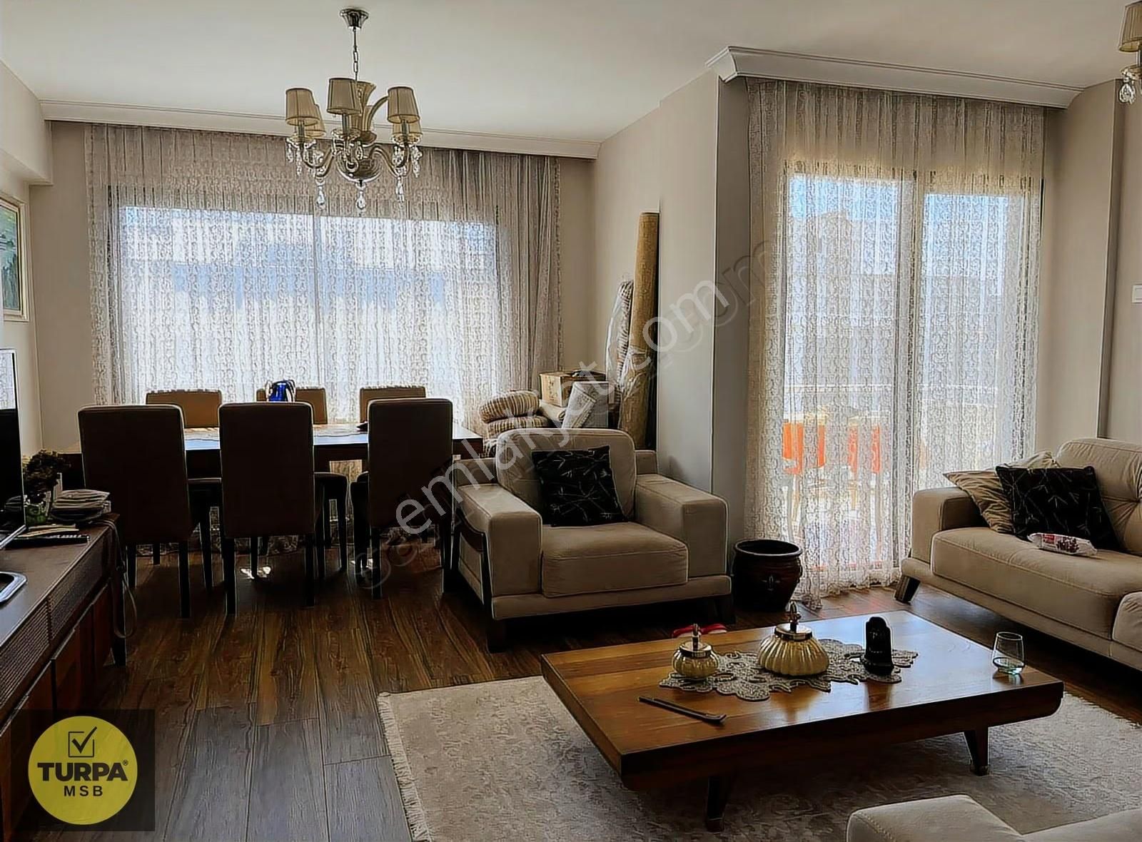 Bahçelievler'de Merkezi Konumda 3+1 147 M2 İçi Yapılı Daire - Görsel 2