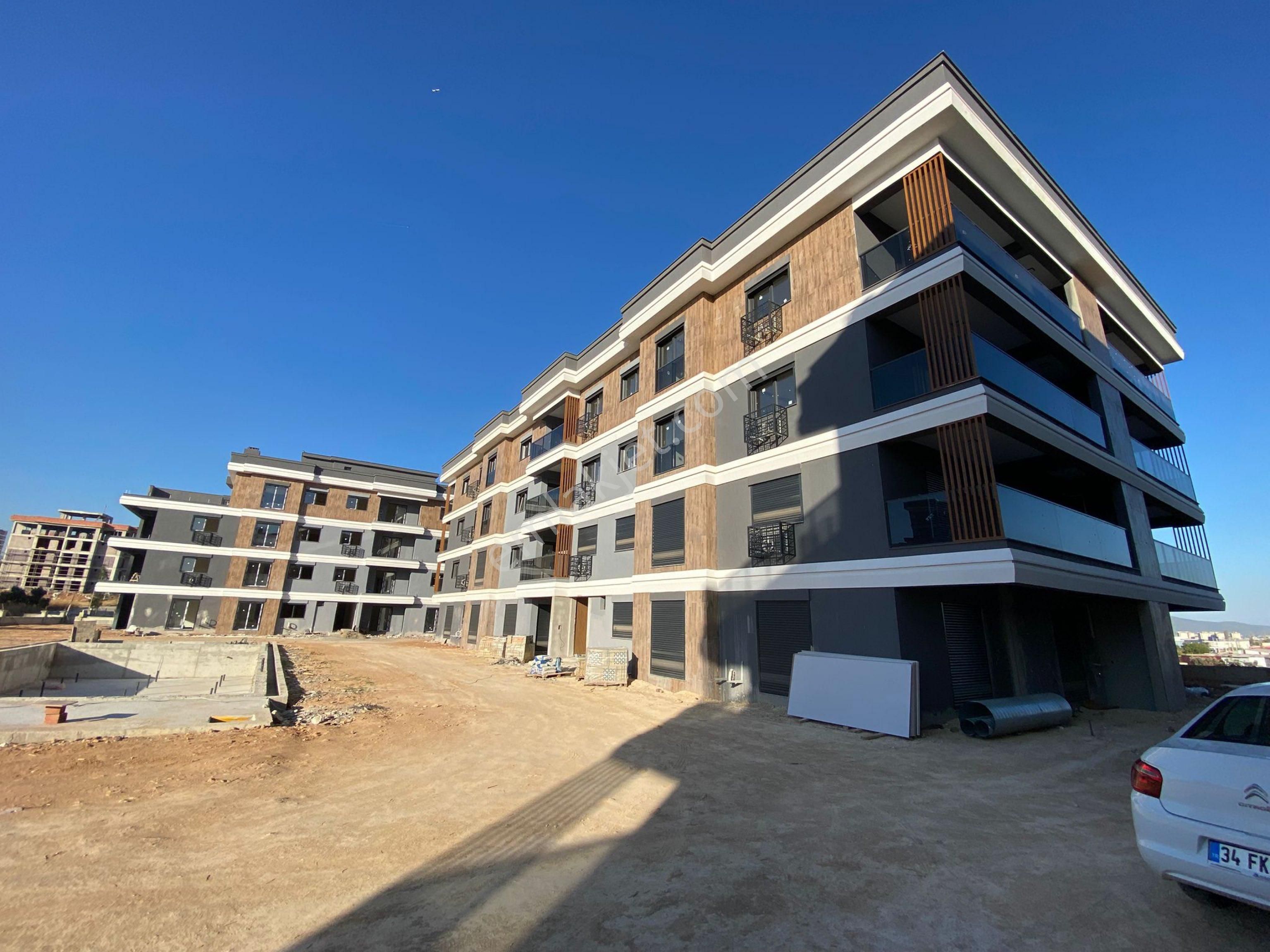 Ayrancılar İnönü Mahallesi’nde Havuzlu Site İçerisinde Ara Kat 1 + 1 Sıfır Satılık Daire