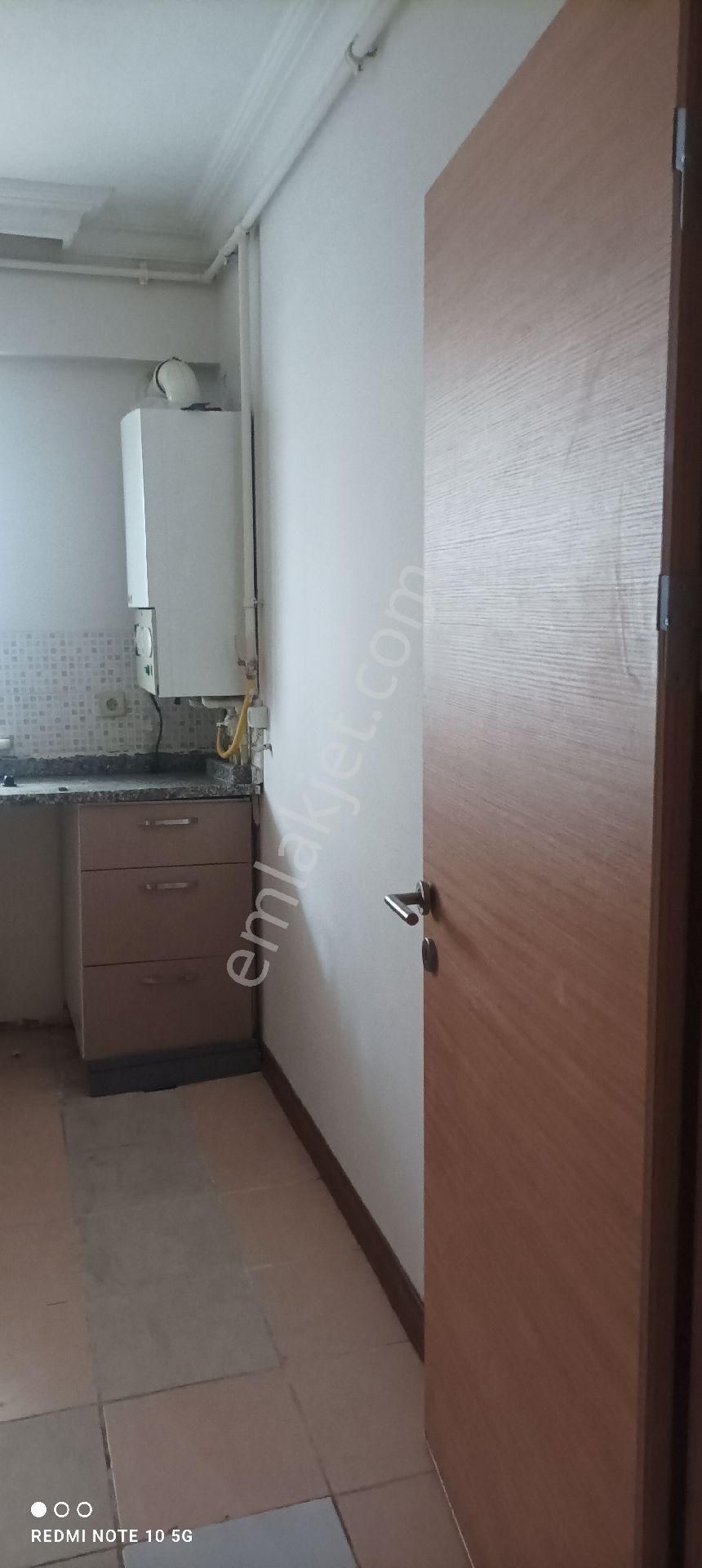 İstiklal Mah Kiralık 3+1daire Metroya Yürüme Mesafesi - Görsel 2