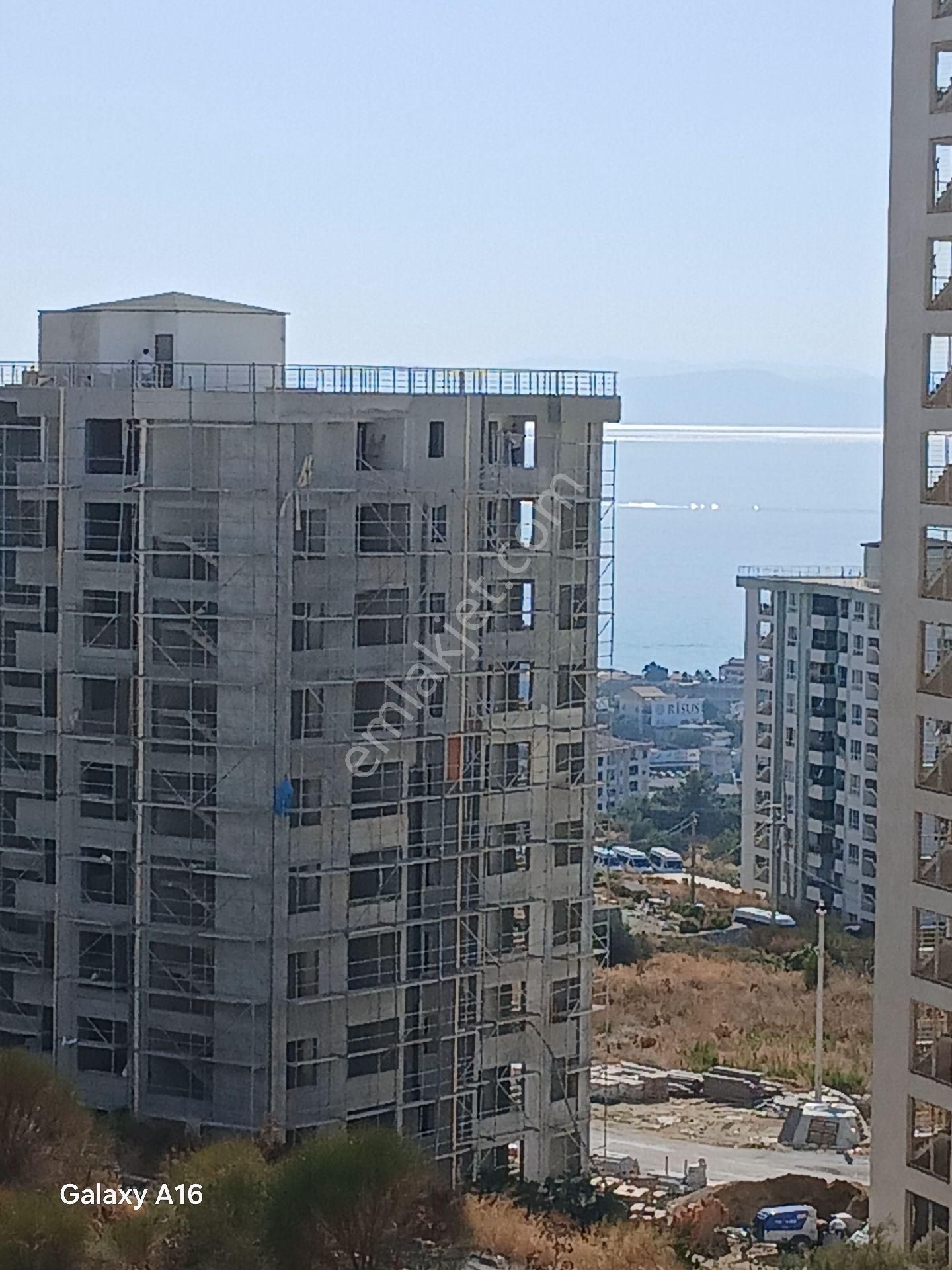 Emlak Ofisinden Satılık 2+1 Daire Kuşadası - Görsel 2