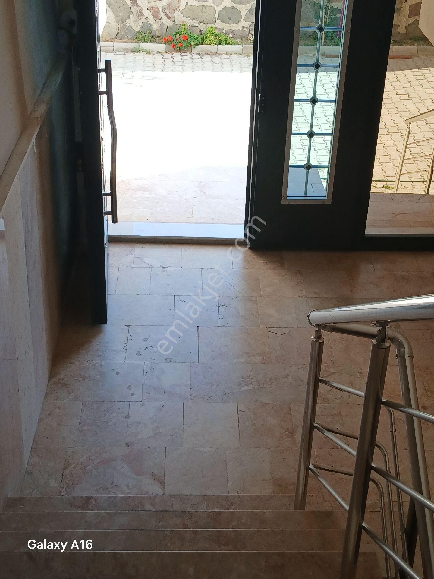 Emlak Ofisinden Satılık 2+1 Daire Kuşadası - Görsel 28