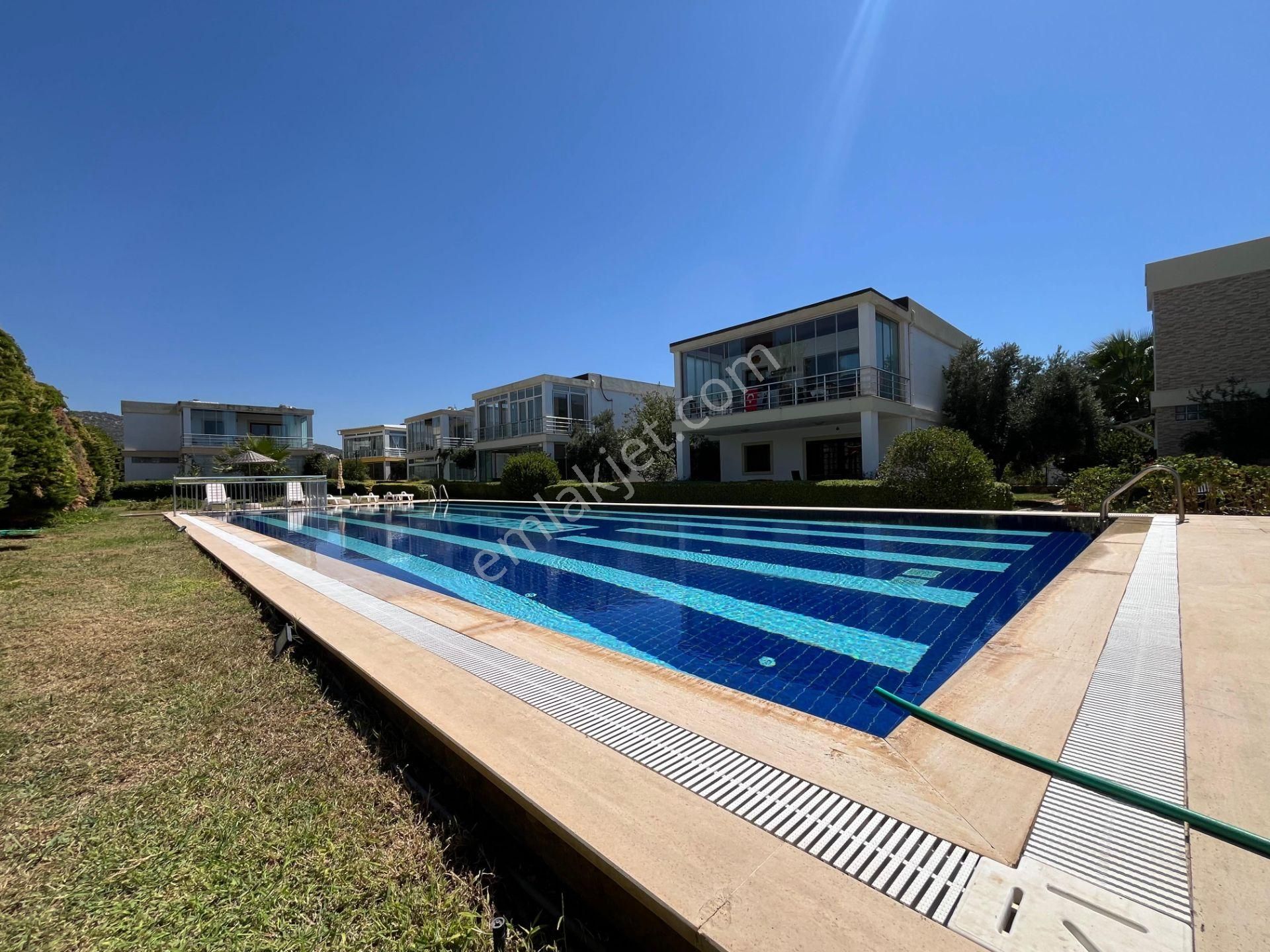 Bodrum Konacıkk’ta Site İçinde Fırsat 3+1üst Kat Daire