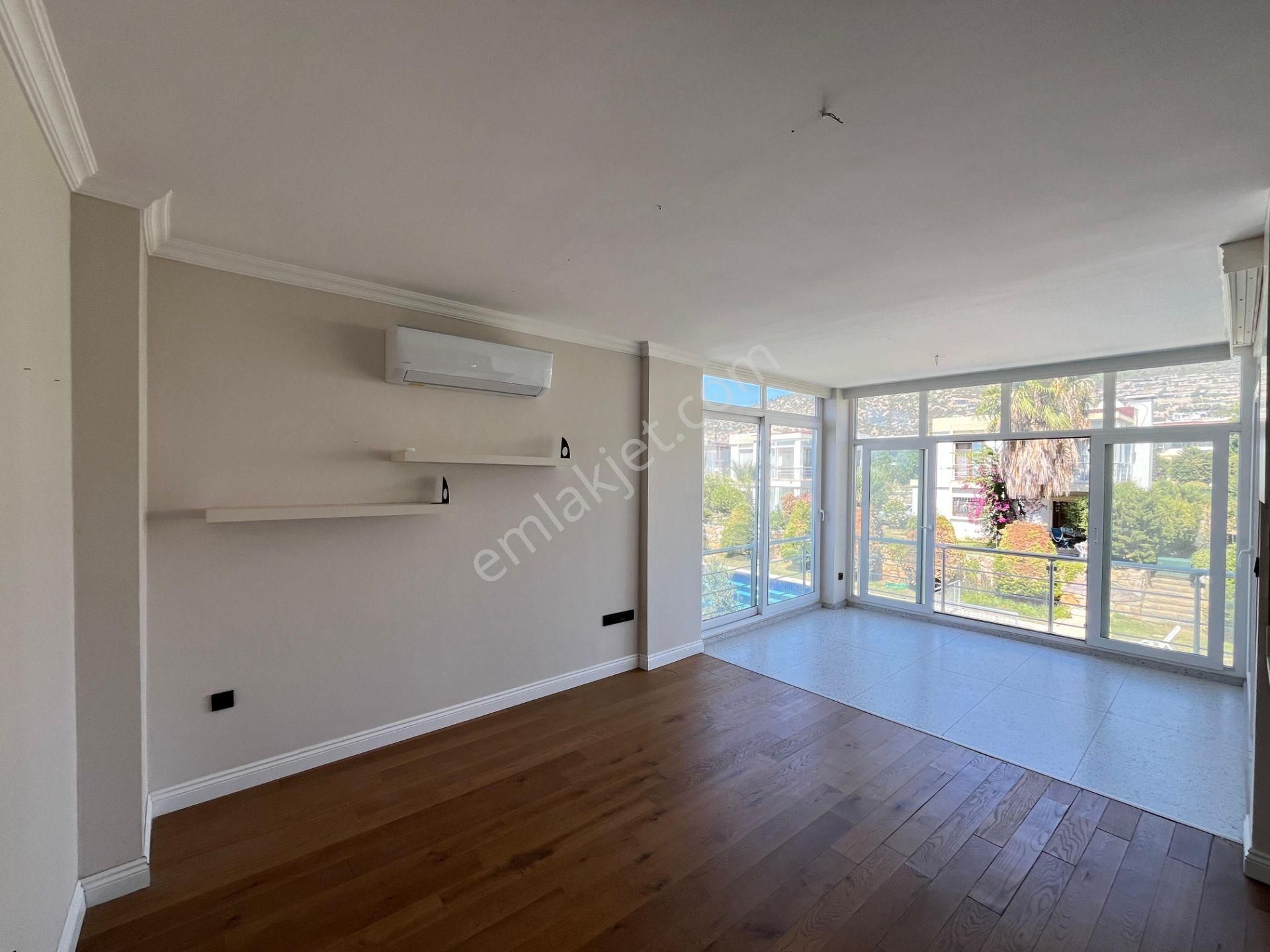 Bodrum Konacıkk’ta Site İçinde Fırsat 3+1üst Kat Daire - Görsel 12