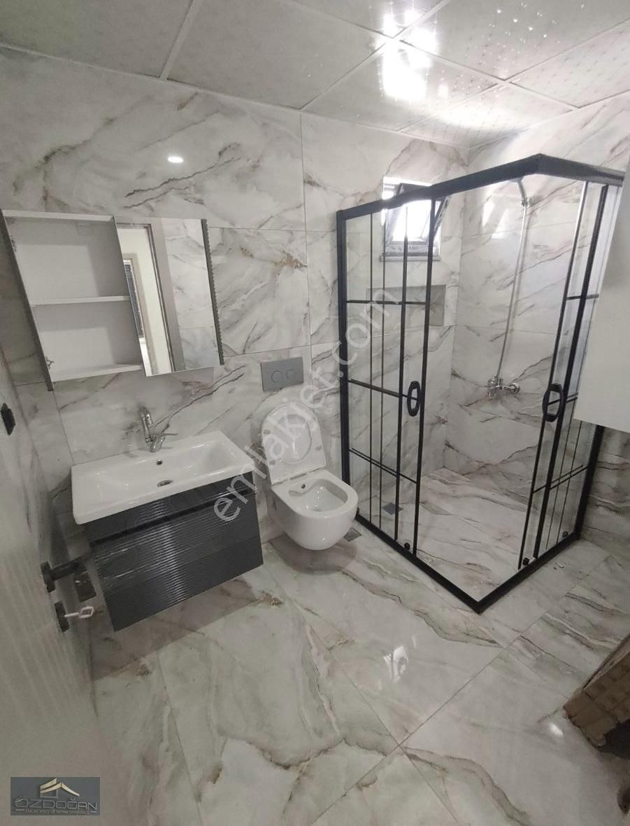 Aydoğmuş'ta 2+1 Ayrı Mutfak Çift Balkon Asansörlü Satılık Daire - Görsel 11