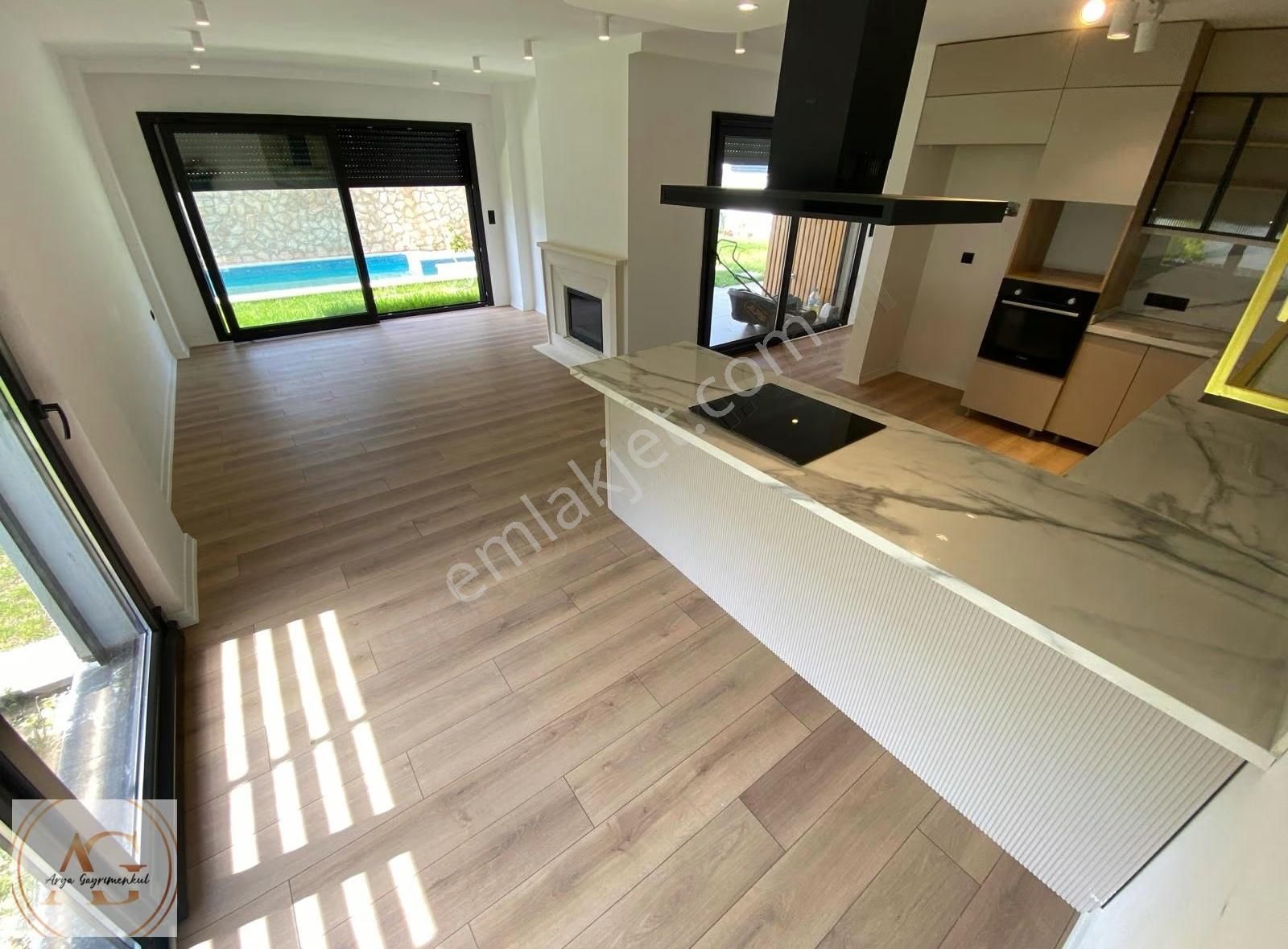 Arya'dan Güre'de Havuzlu Saunalı 5+1 Tam Müstakil Satılık Villa - Görsel 26
