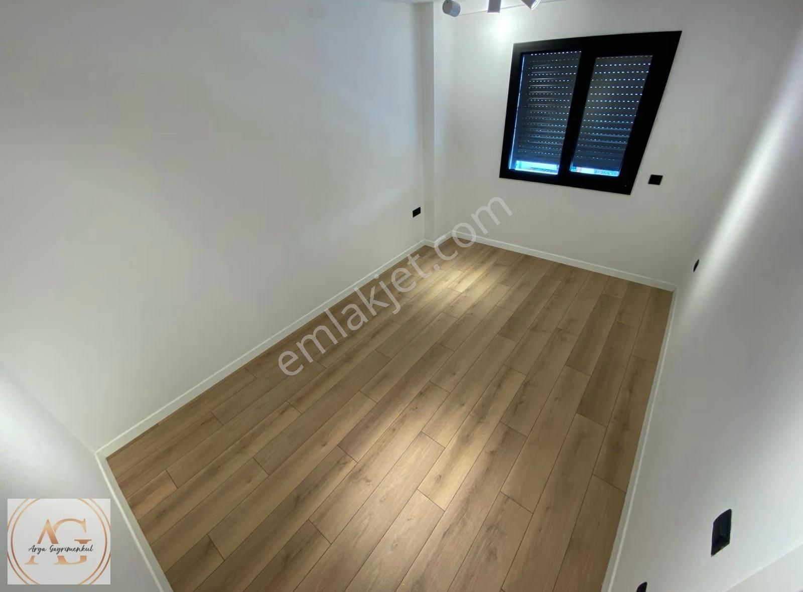 Arya'dan Güre'de Havuzlu Saunalı 5+1 Tam Müstakil Satılık Villa - Görsel 11