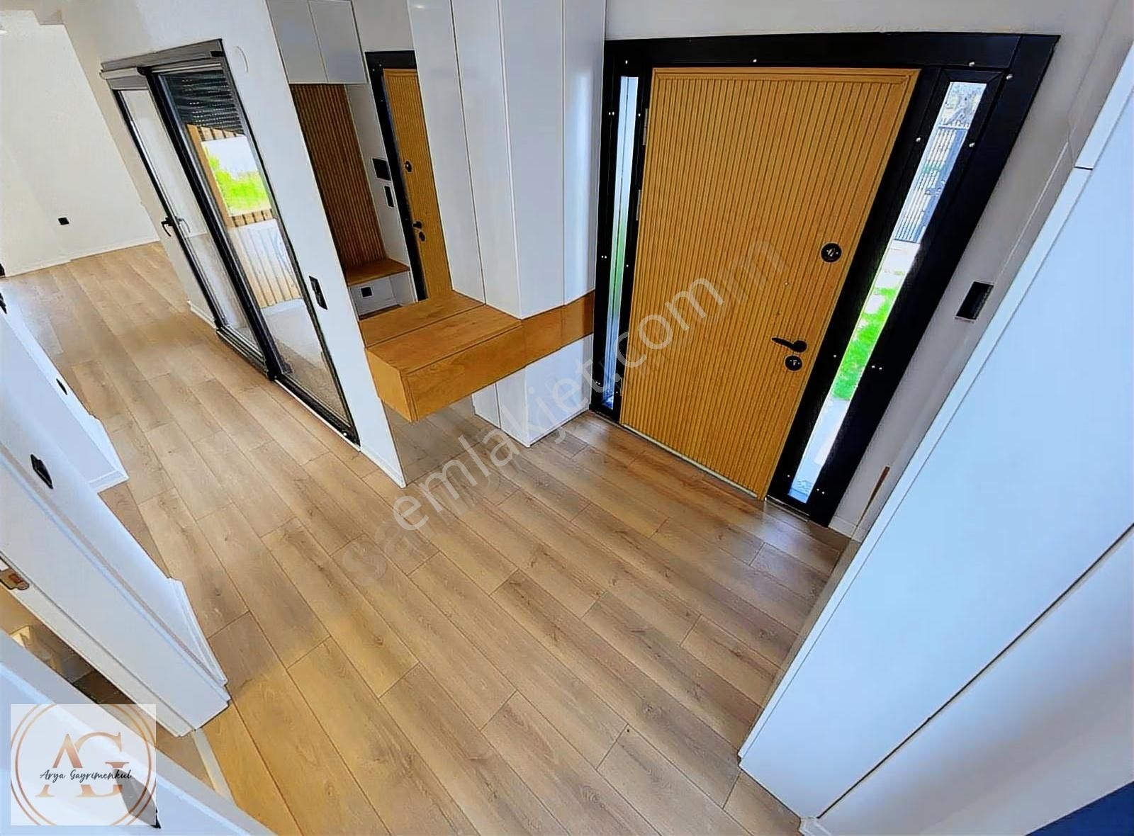 Arya'dan Güre'de Havuzlu Saunalı 5+1 Tam Müstakil Satılık Villa - Görsel 21