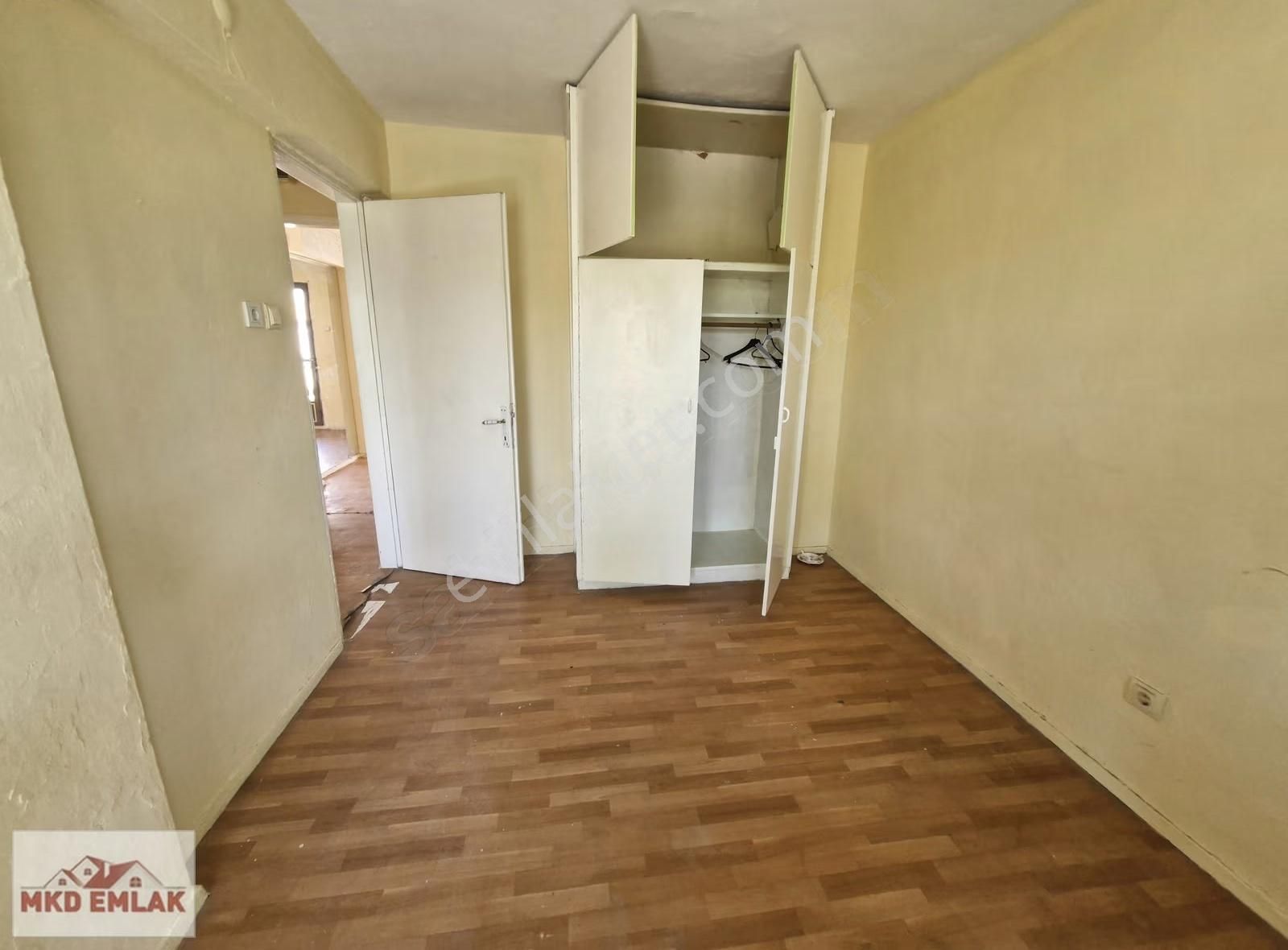 Alsancakta Yatırımlık Teraslı -balkonlu 2+1 Satılık Mkd Emlak Ta - Görsel 6