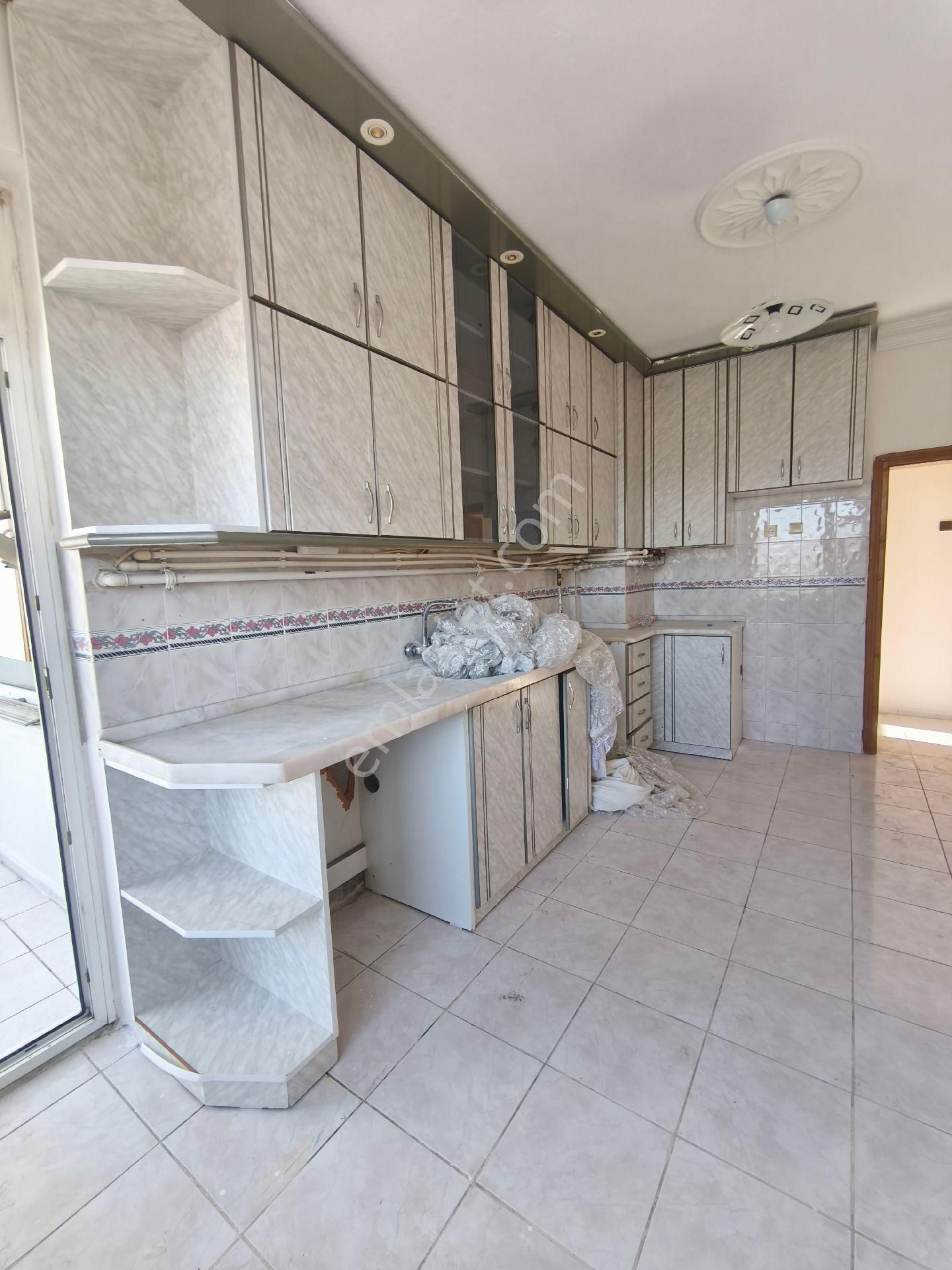 Dedeman Otel Yanı Çevreyolu Kiralık 3+1 Diare - Görsel 24