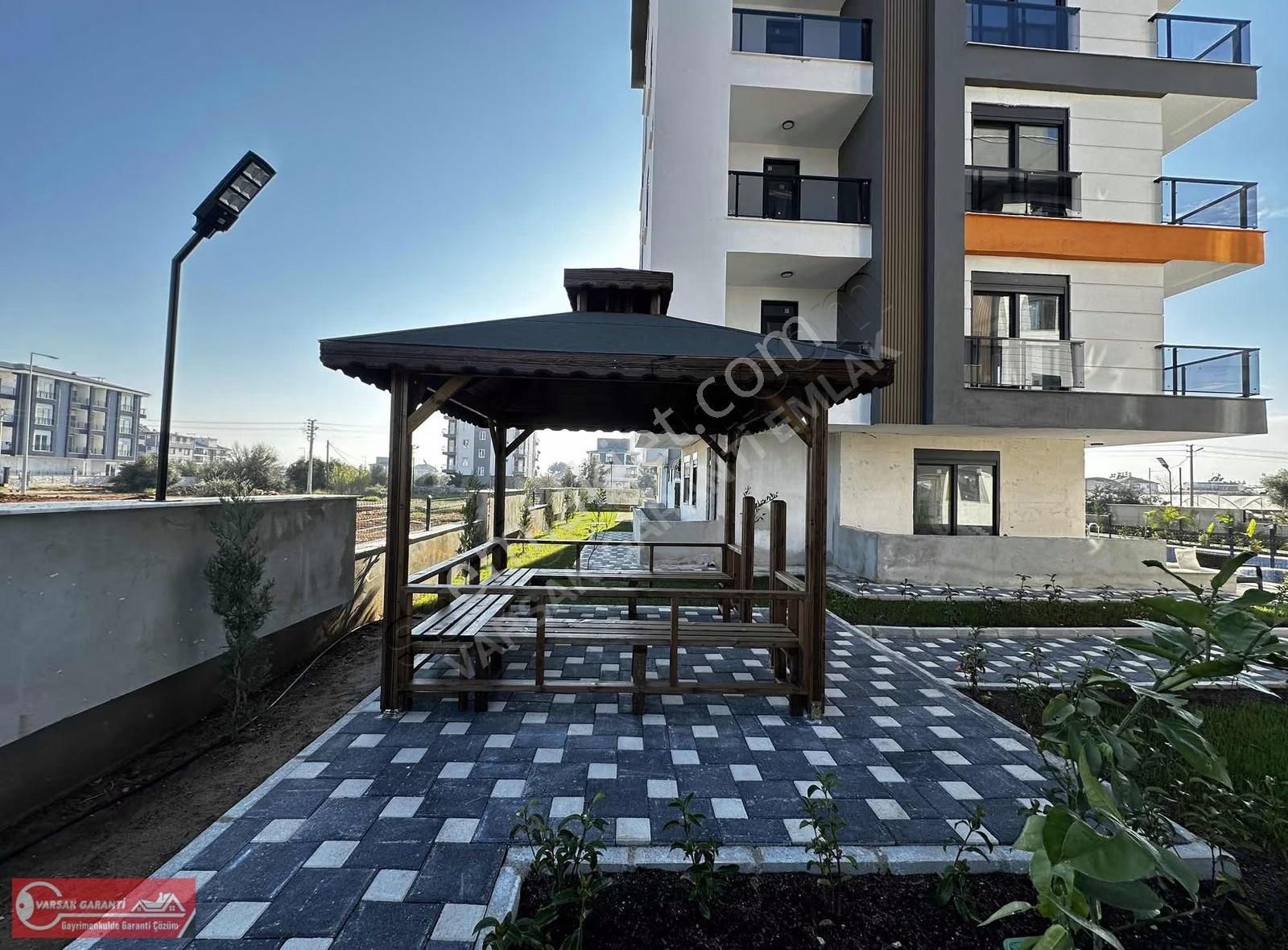 3+1 135m2 Çift Balkon Ebevyn Banyo Havuzlu Sitede Sıfır - Görsel 5