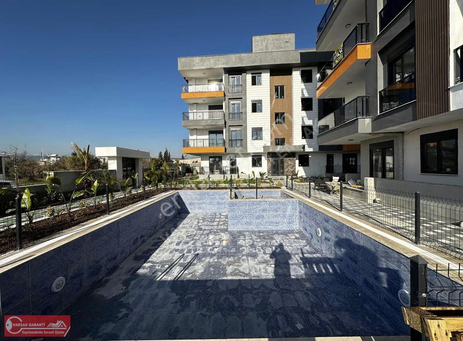 3+1 135m2 Çift Balkon Ebevyn Banyo Havuzlu Sitede Sıfır - Görsel 22