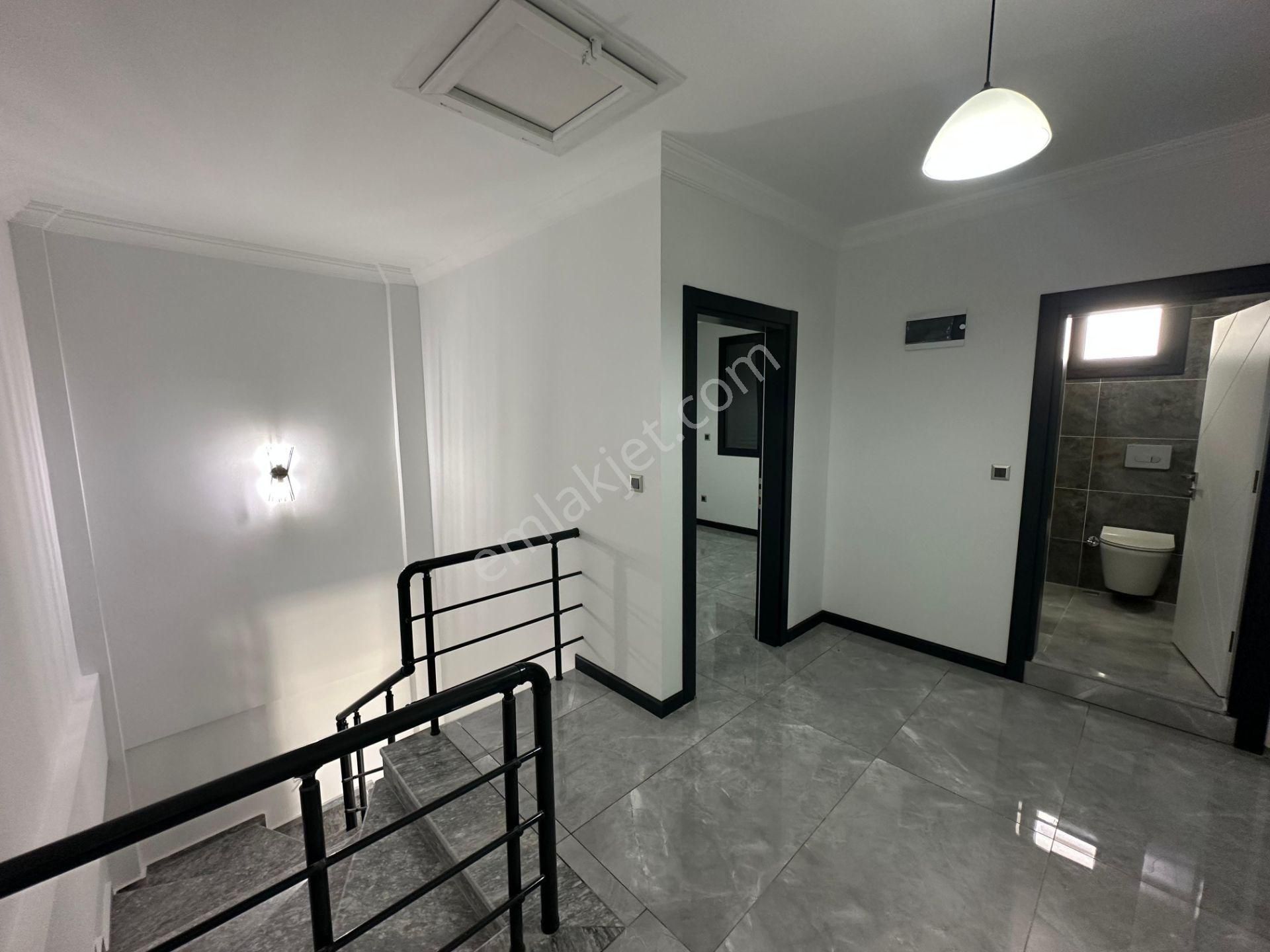 Didim Hisarda Satılık Havuzlu Sitede 3+1 Villalar - Görsel 13