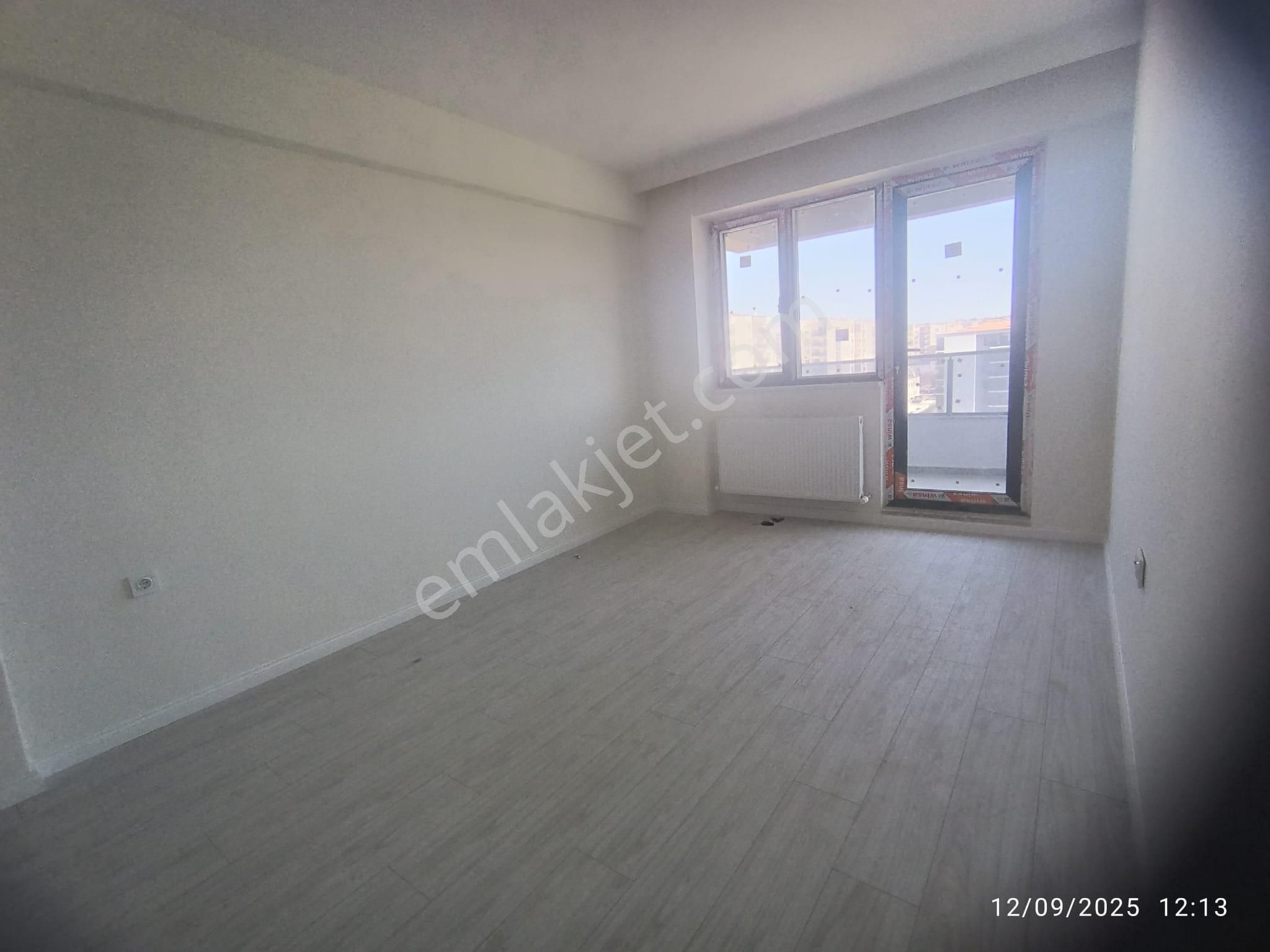 Çanakkale Karacaören Ana Cadde Üzerinde 3+1 Kiralık Daire - Görsel 34