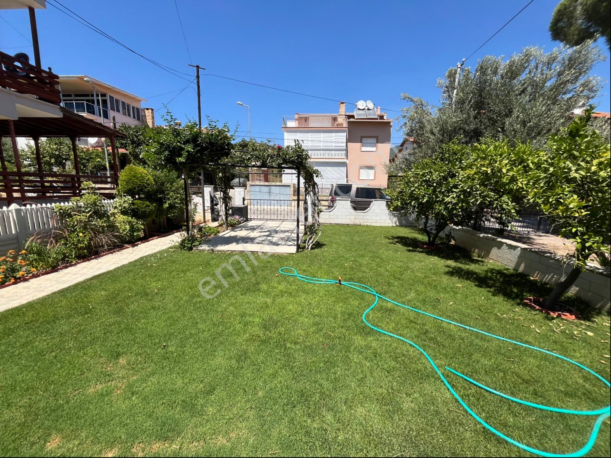 Özderede Denize Sıfır Geniş Bahçeli Villa - Görsel 9