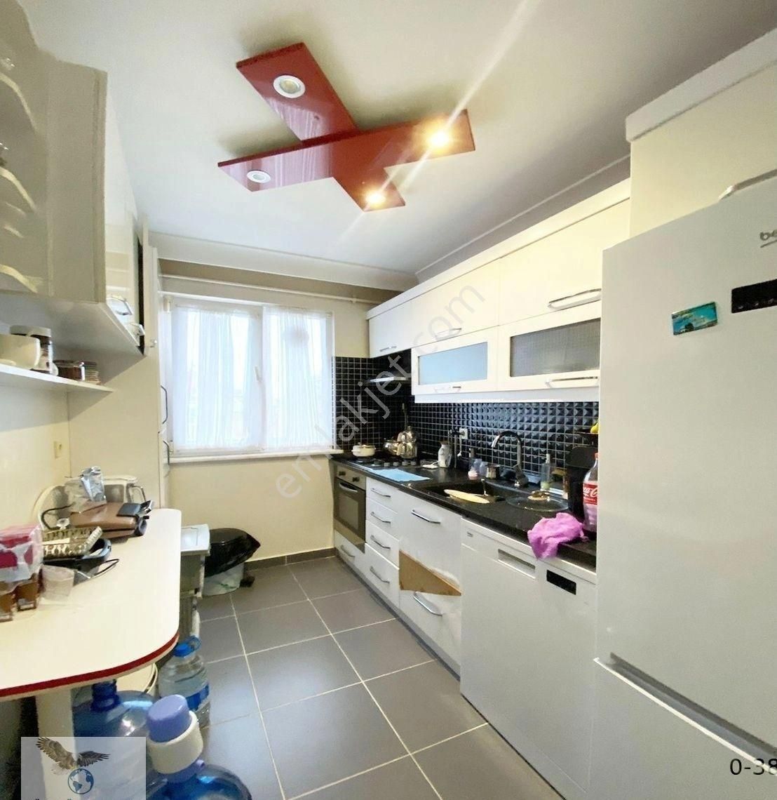 Avcılar Cihangirde 2+1 Ebeveyn Banyolu 12 Yaşında Satılık Daire - Görsel 4