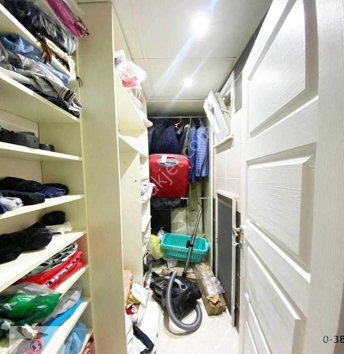 Avcılar Cihangirde 2+1 Ebeveyn Banyolu 12 Yaşında Satılık Daire - Görsel 5