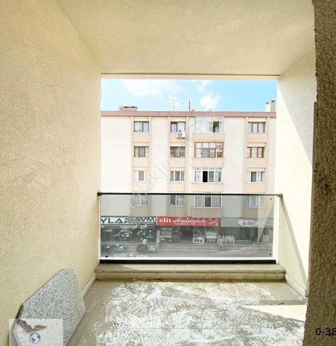 Avcılar Merkezde Sıfır 3+1 Metrobüse Yakın Ara Kat Daire - Görsel 5