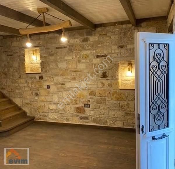 Evim Emlaktan Yenifoça Merkezde Muhteşem Villa - Görsel 10