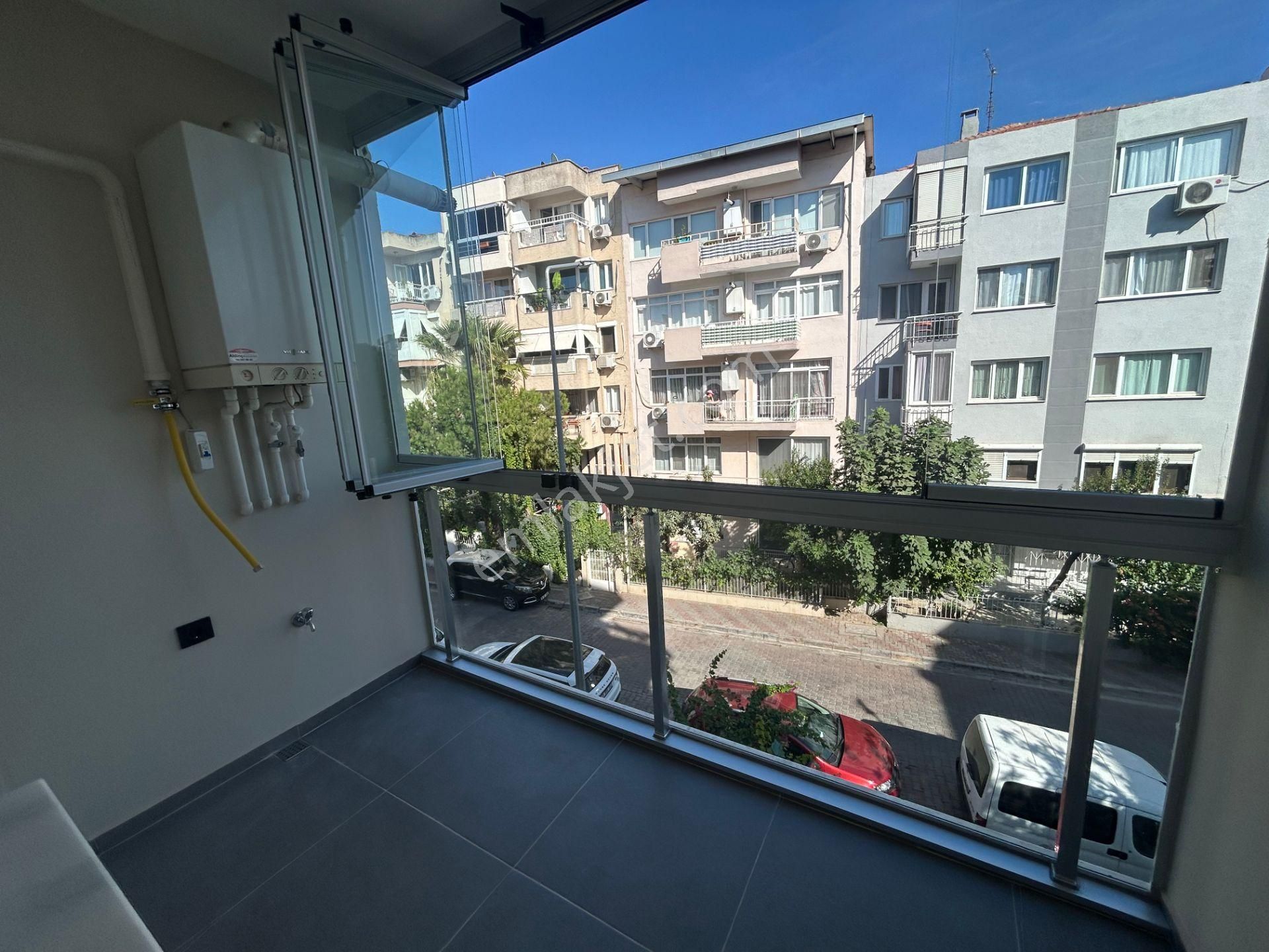 Güvenci'den Bostanlı Merkezde,köşe,145 M²,3+1,komple Tadilatlı - Görsel 10