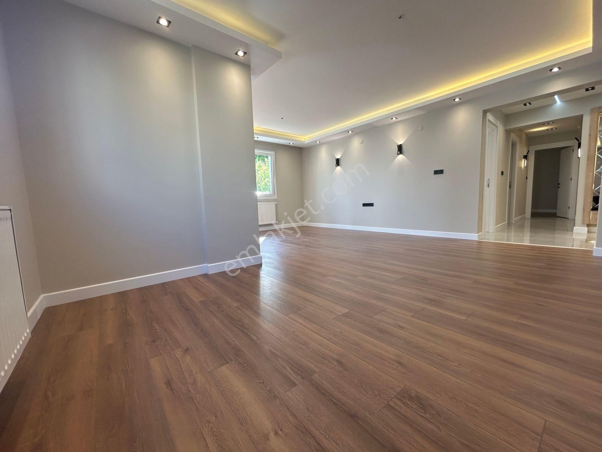 Güvenci'den Bostanlı Merkezde,köşe,145 M²,3+1,komple Tadilatlı - Görsel 4