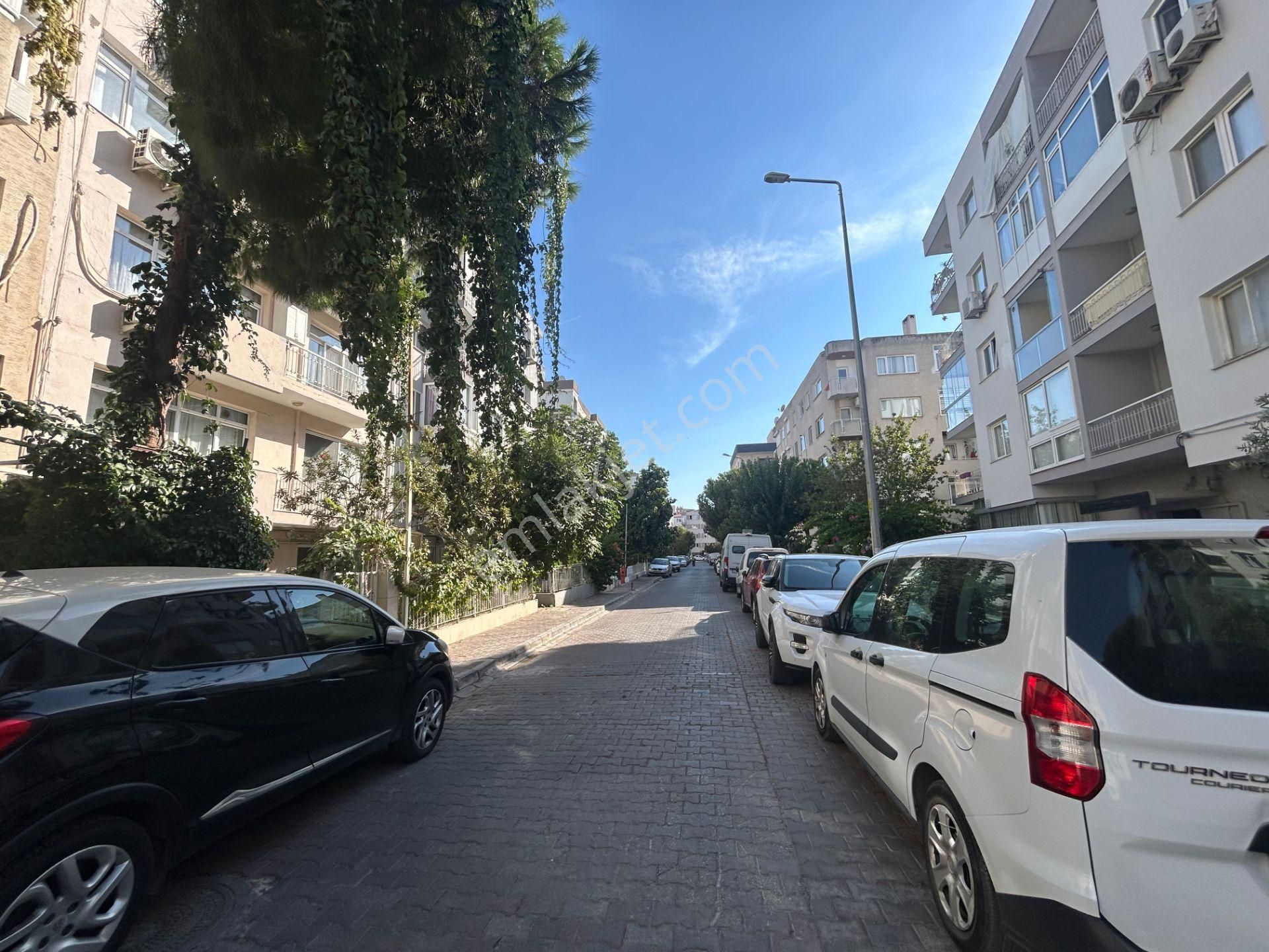 Güvenci'den Bostanlı Merkezde,köşe,145 M²,3+1,komple Tadilatlı - Görsel 35