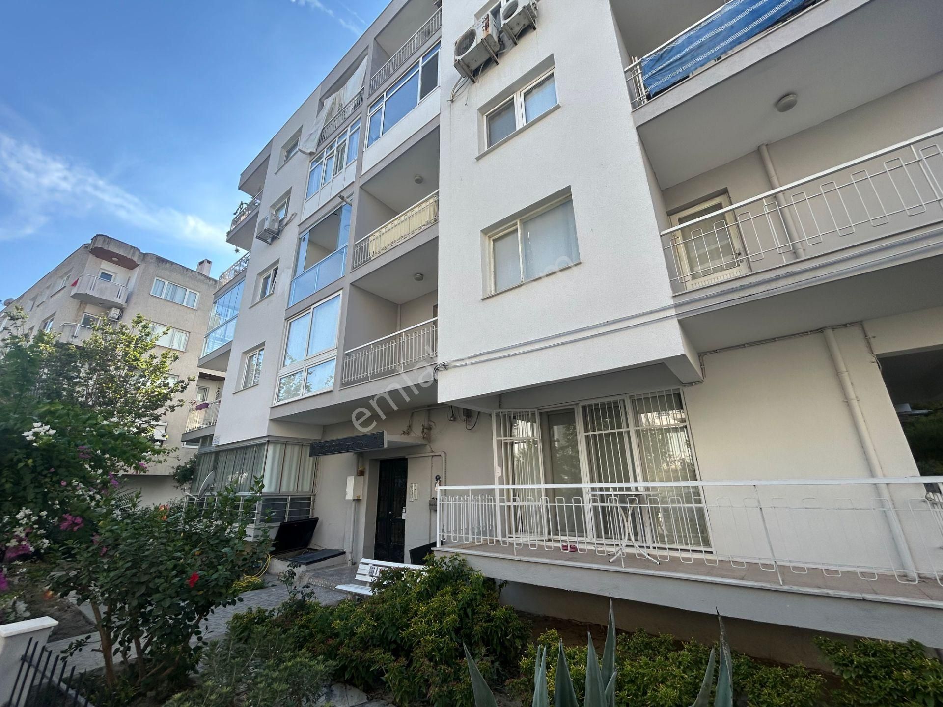 Güvenci'den Bostanlı Merkezde,köşe,145 M²,3+1,komple Tadilatlı - Görsel 32