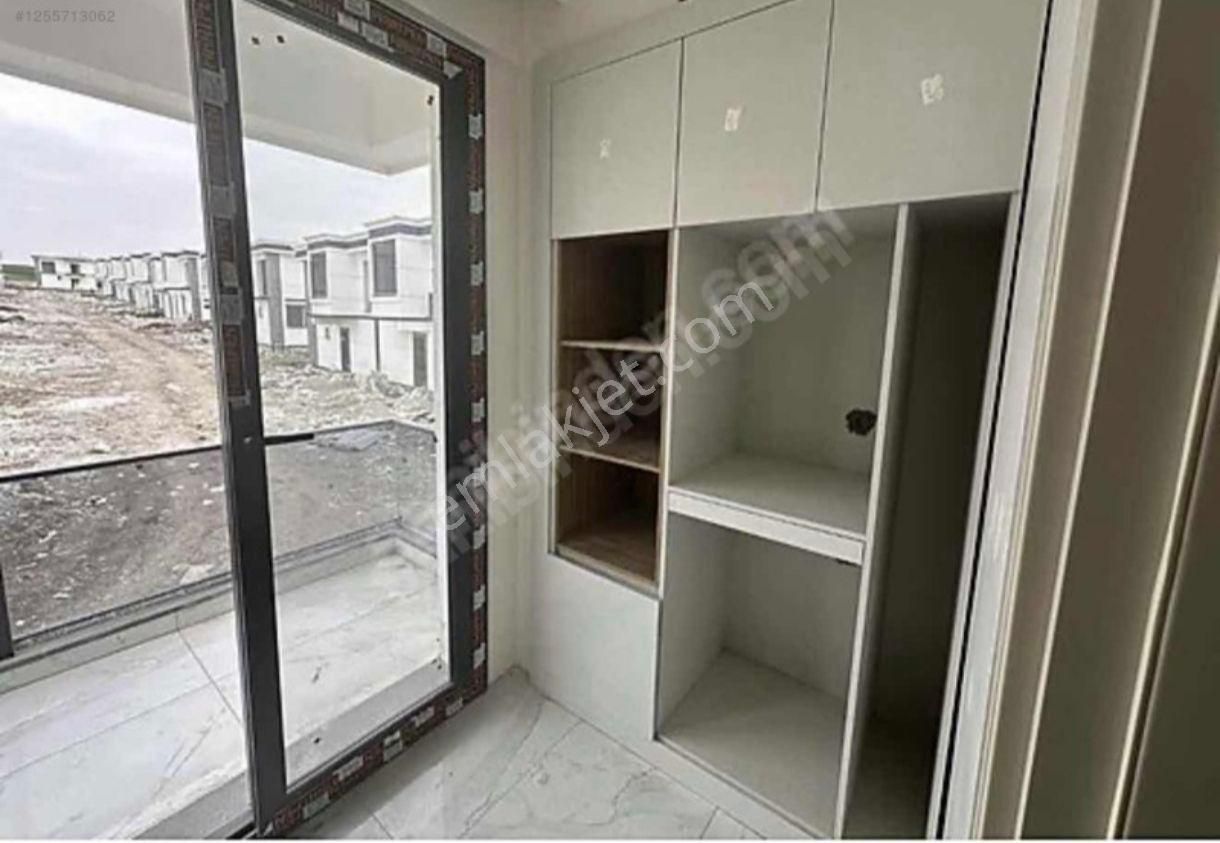 Premar Gayrimenkulden Elbey Keskin Villalarında En Guzel Konum En Büyük Bahceli Köşe Villa - Görsel 5